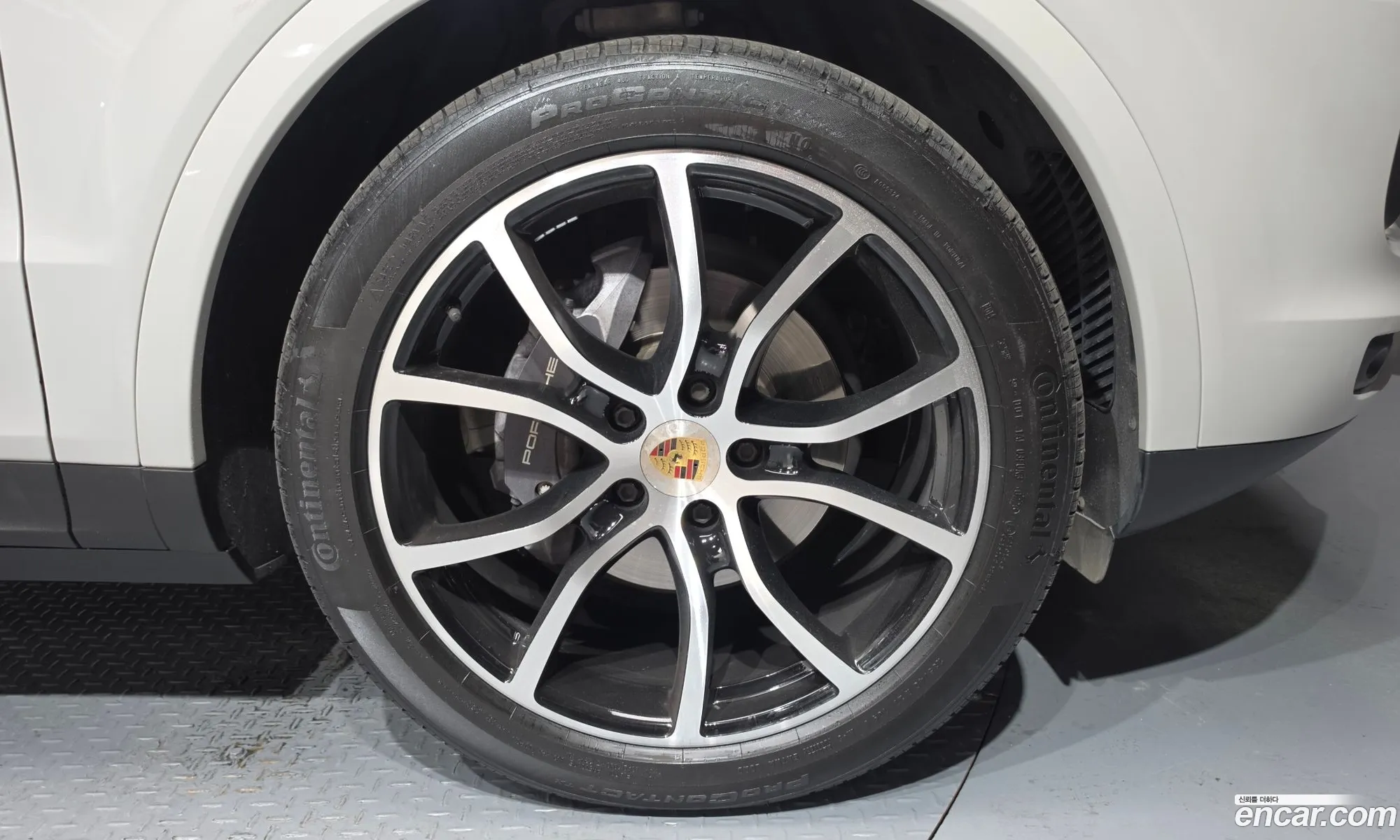 Porsche Cayenne 2020 — 20