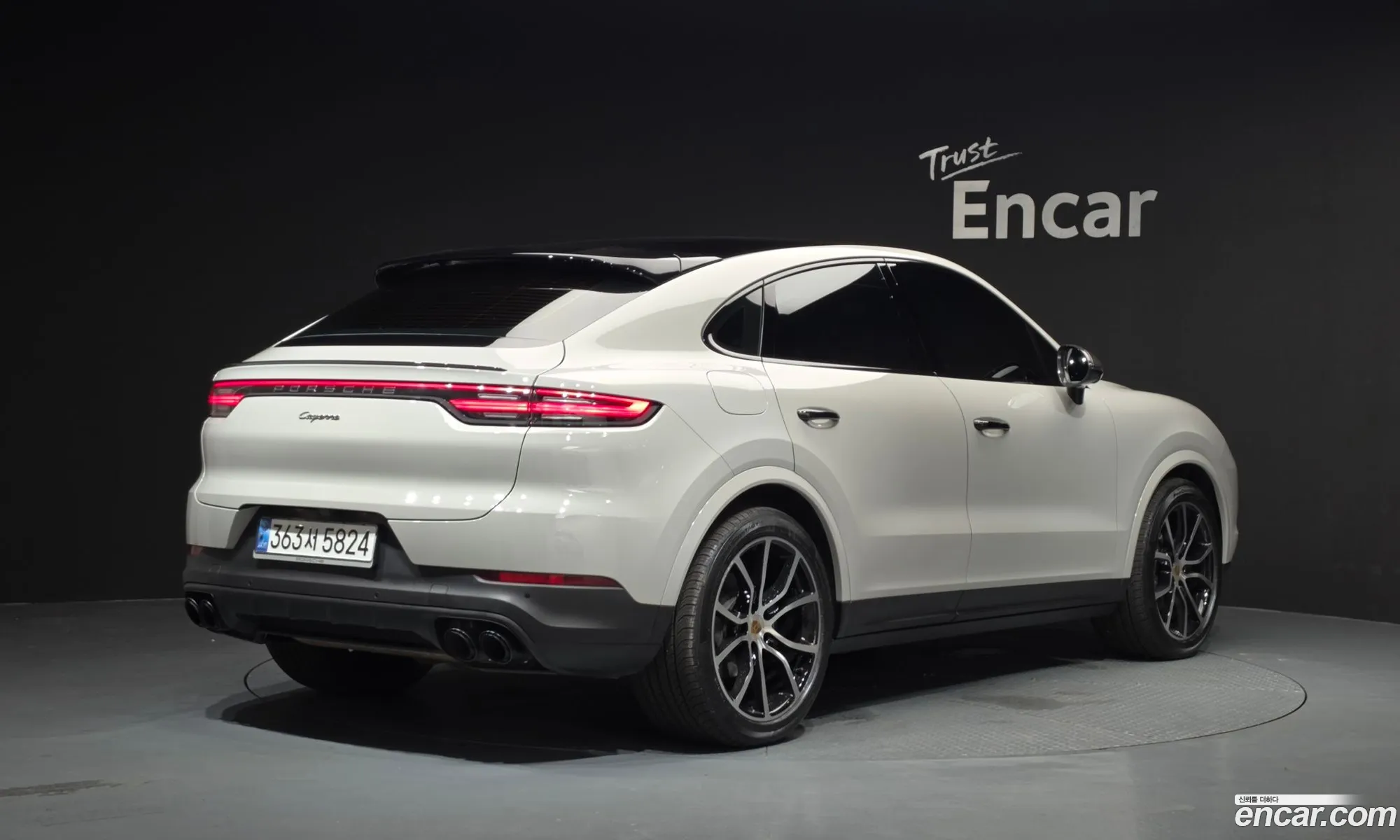 Porsche Cayenne 2020 — 28