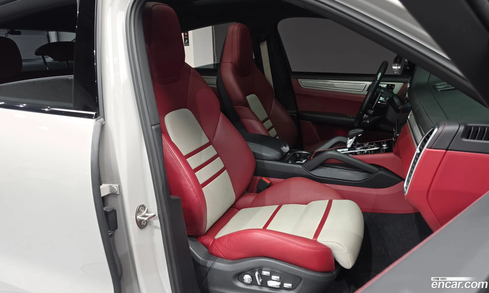 Porsche Cayenne 2020 — 17