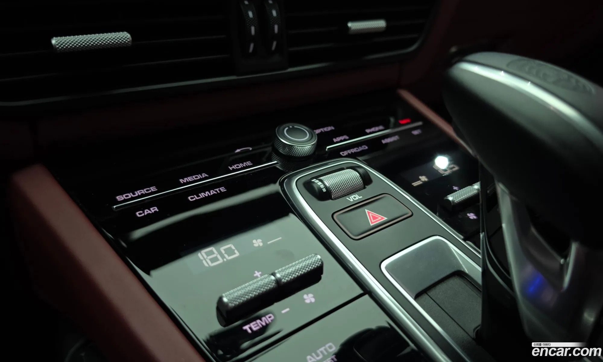 Porsche Cayenne 2020 — 31