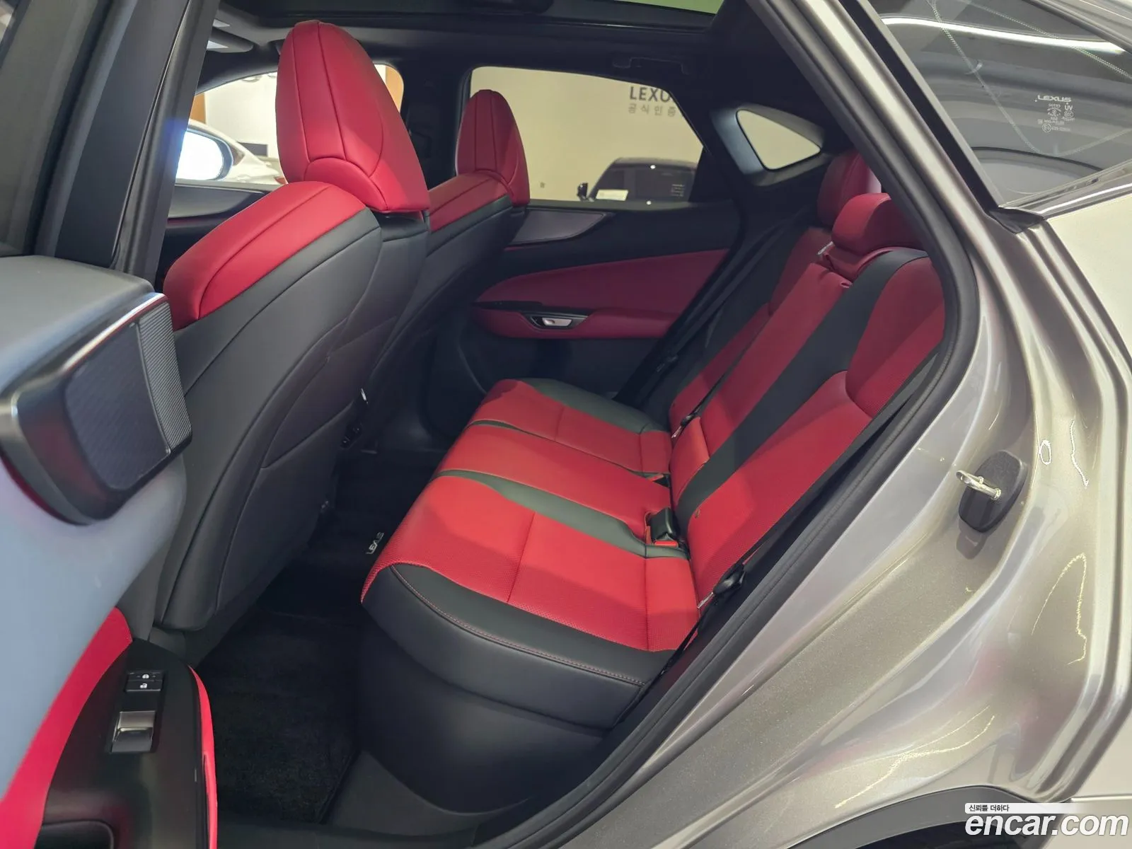Lexus NX450h+ 2025 — 8