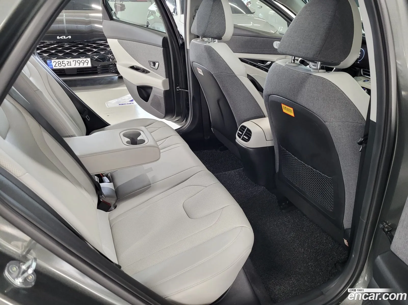Hyundai Elantra 2022 — 8