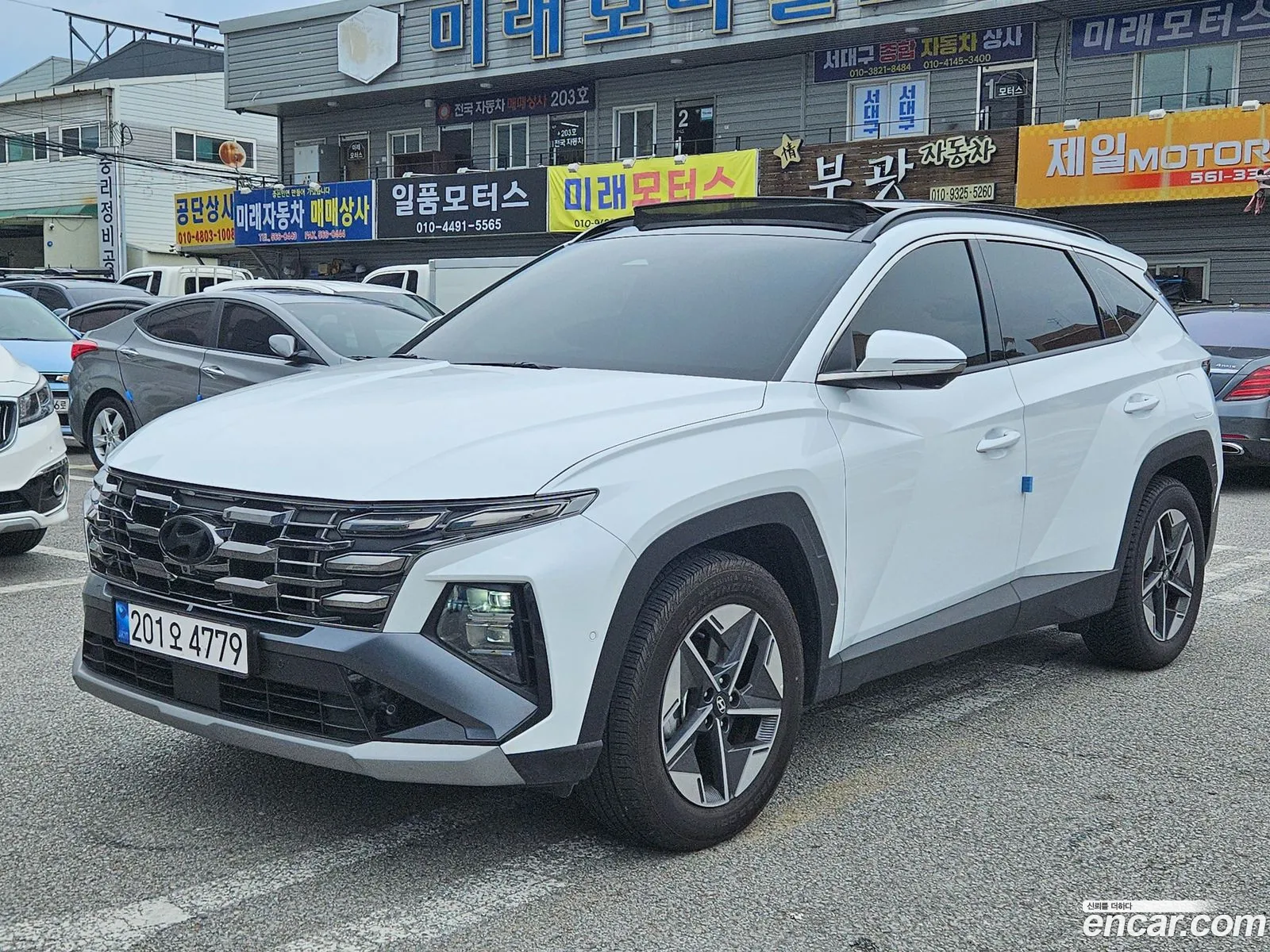 Hyundai Tucson Hybrid 2024 — 15
