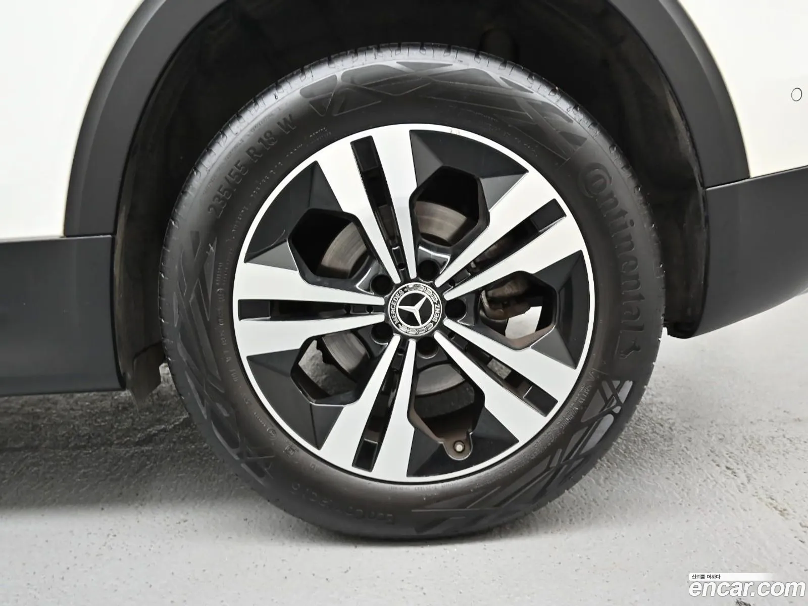 Mercedes-Benz GLB-Class X247 2022 — 10