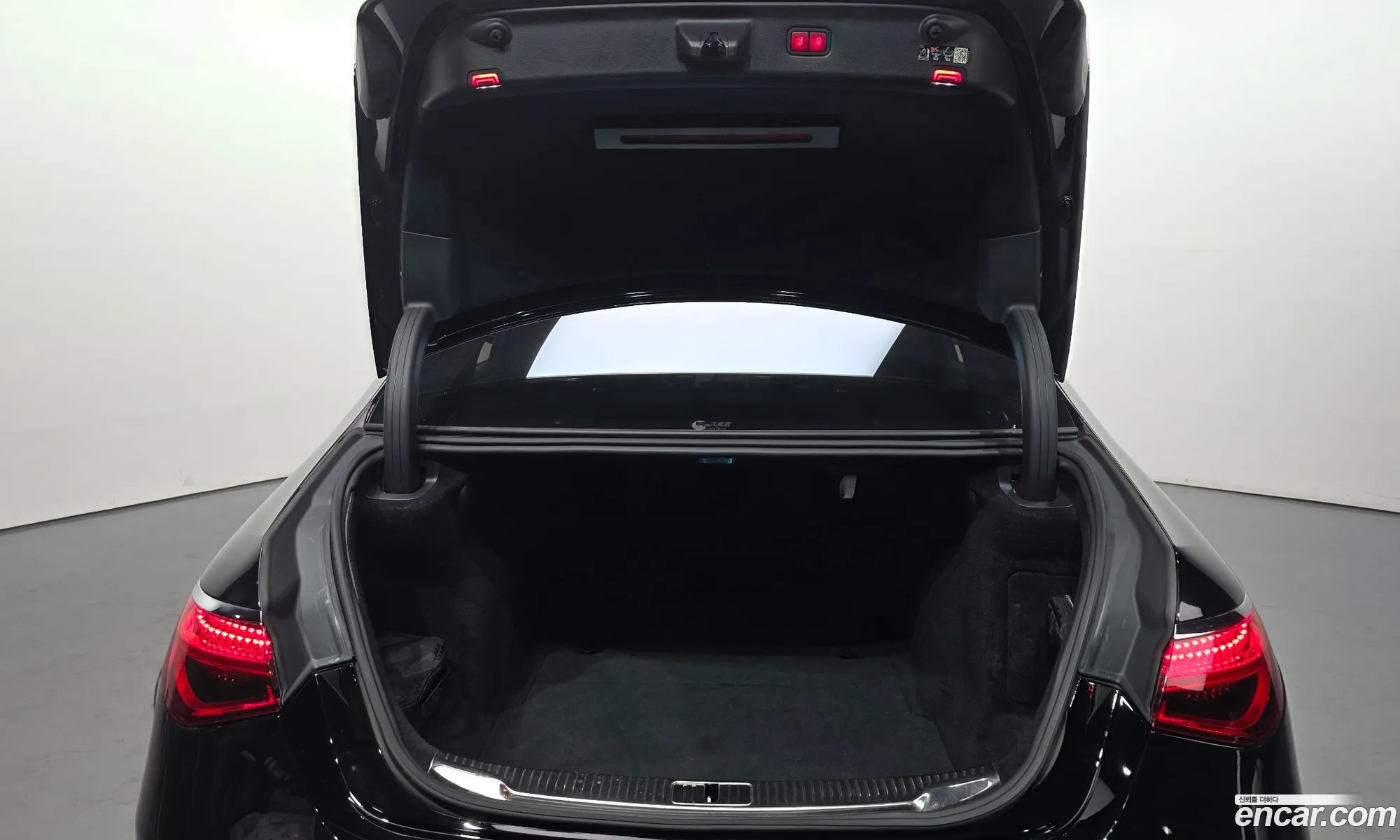 Mercedes-Benz S-Class W223 2023 — 12