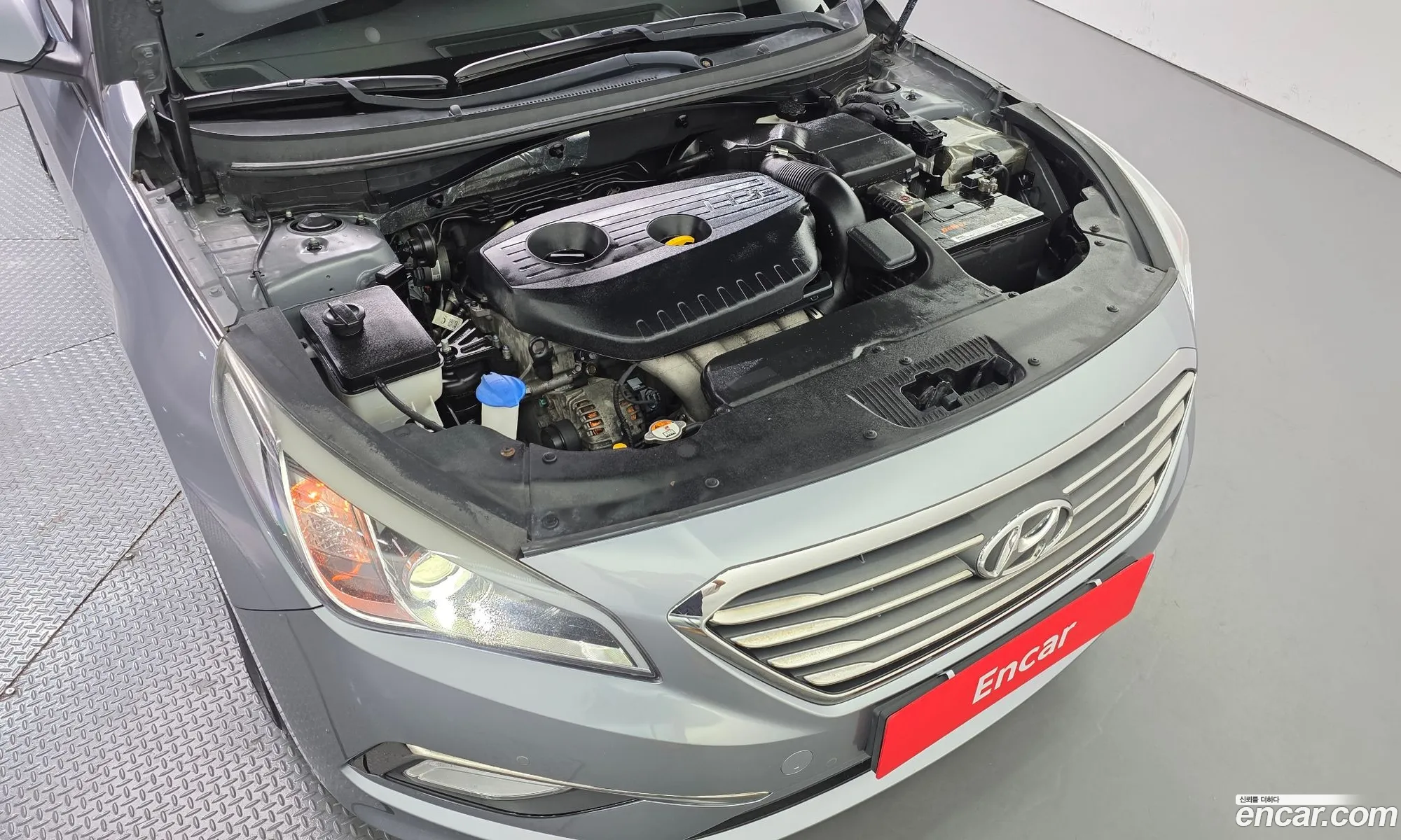 Hyundai LF Sonata 2014 — 14