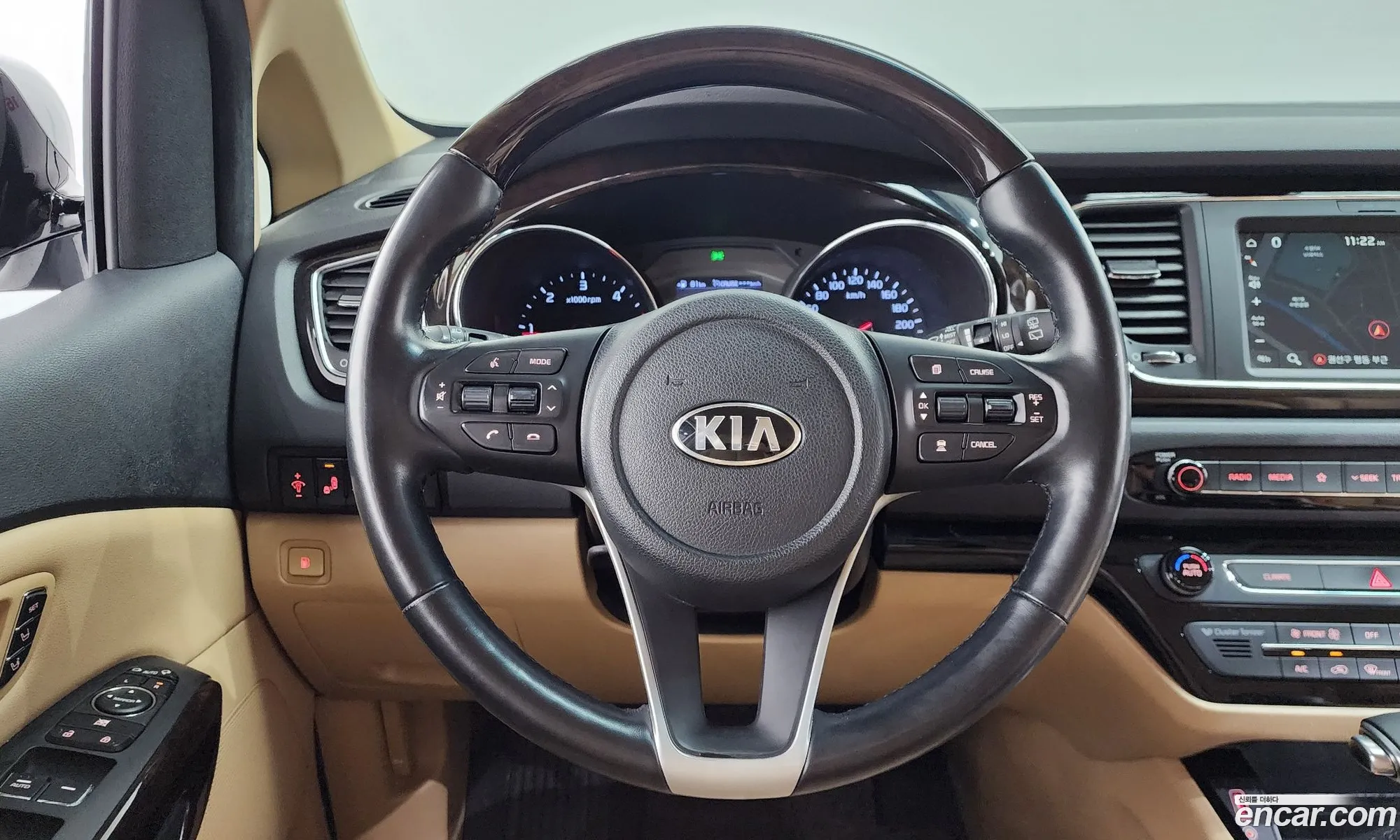 Kia Carnival 2018 — 32