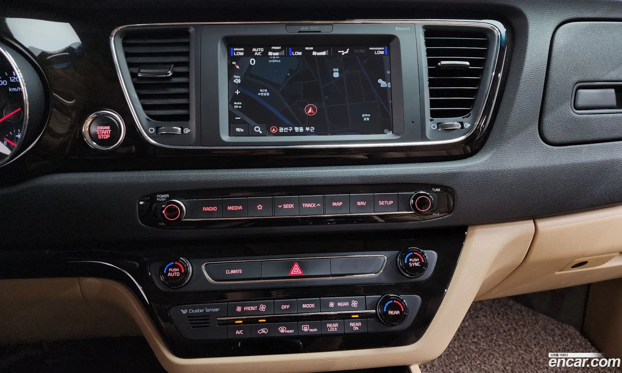 Kia Carnival 2018 — 23