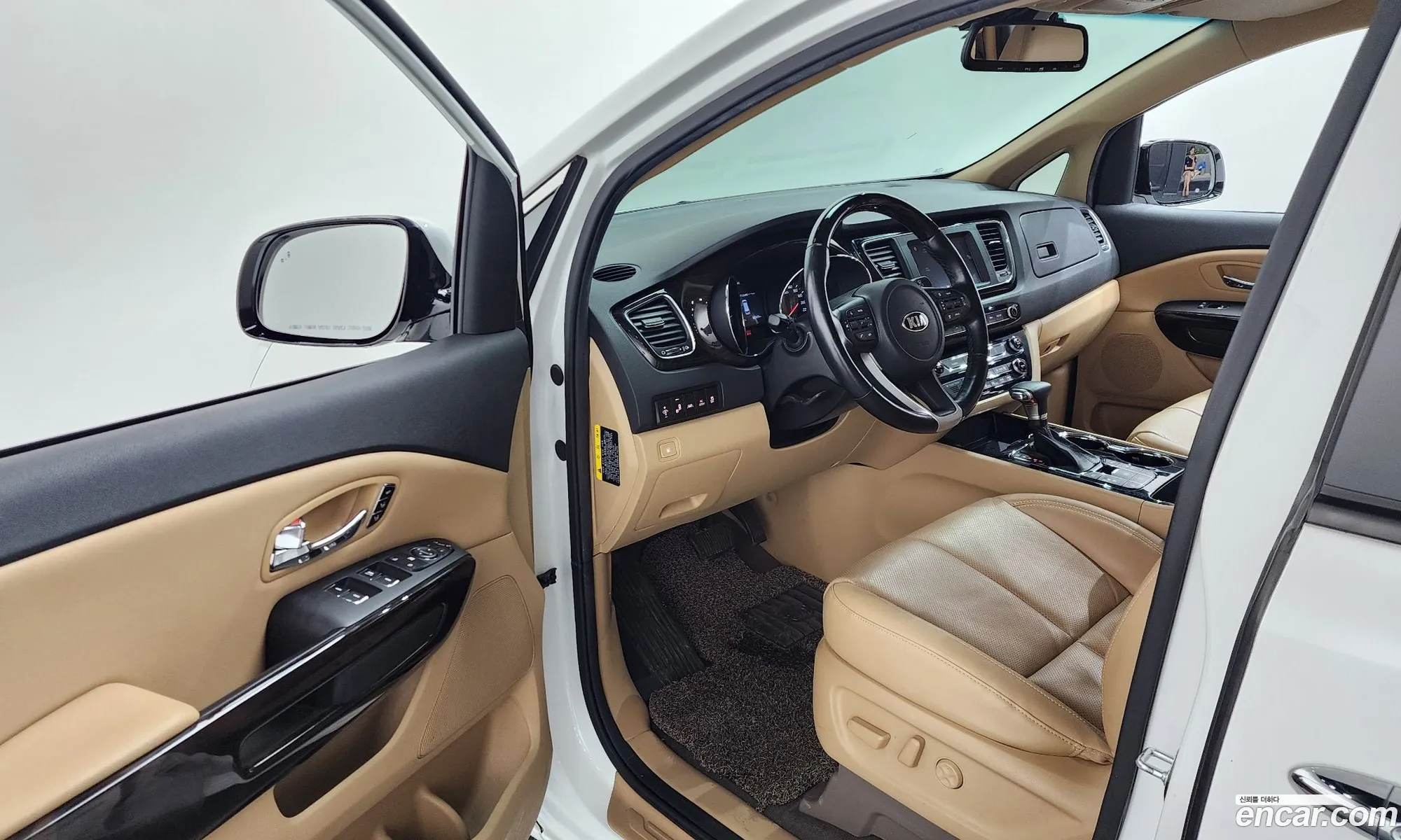 Kia Carnival 2018 — 18