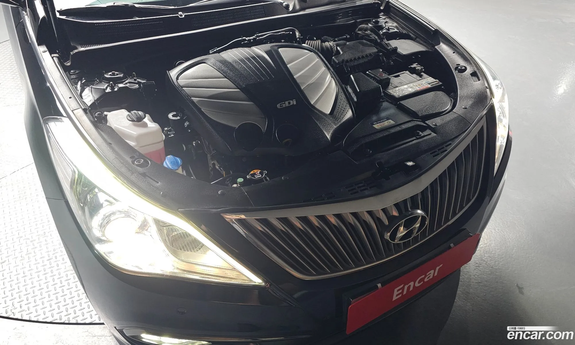 Hyundai Grandeur HG 2015 — 13