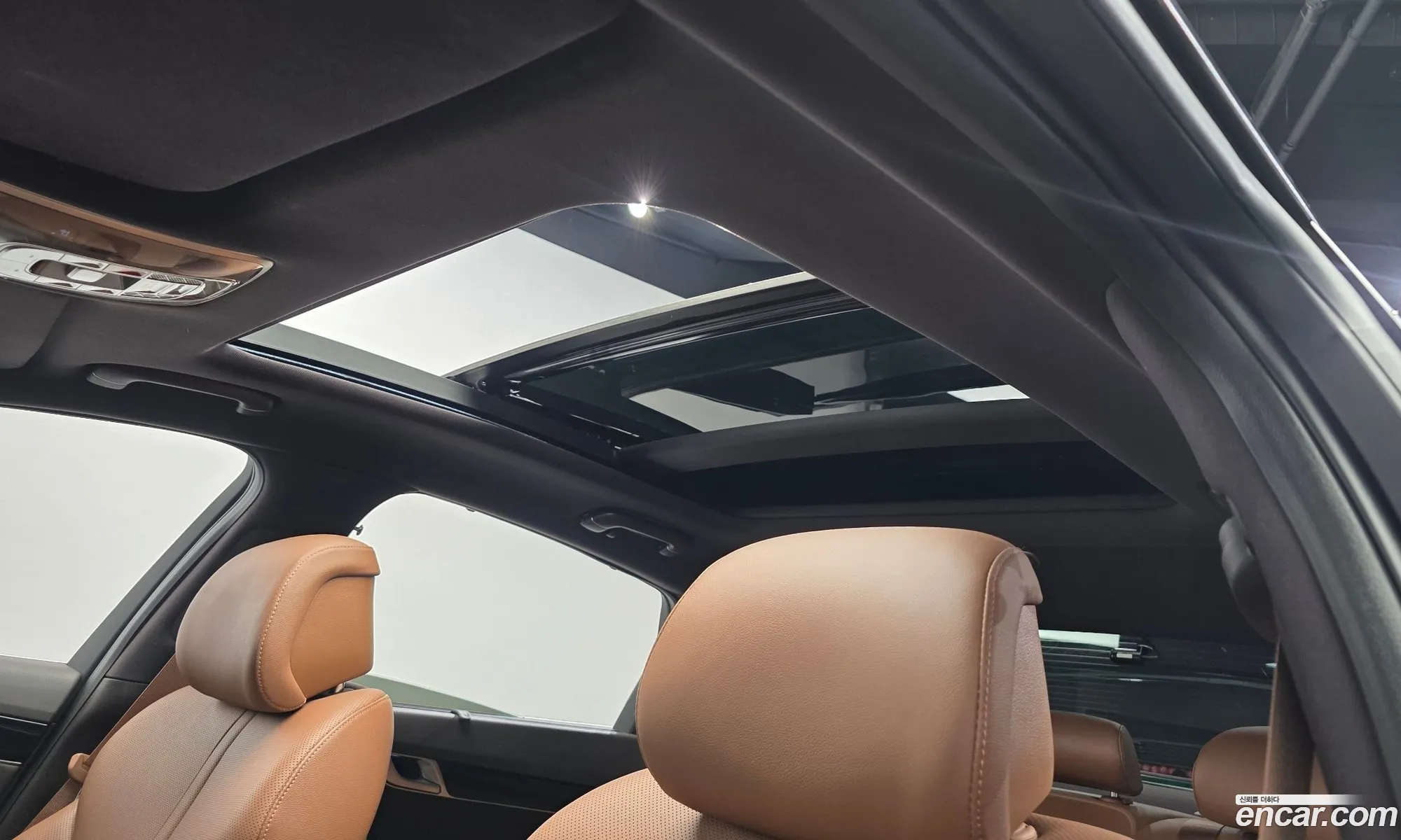 Genesis G80 2023 KMTGB41CBPU186437 — 28