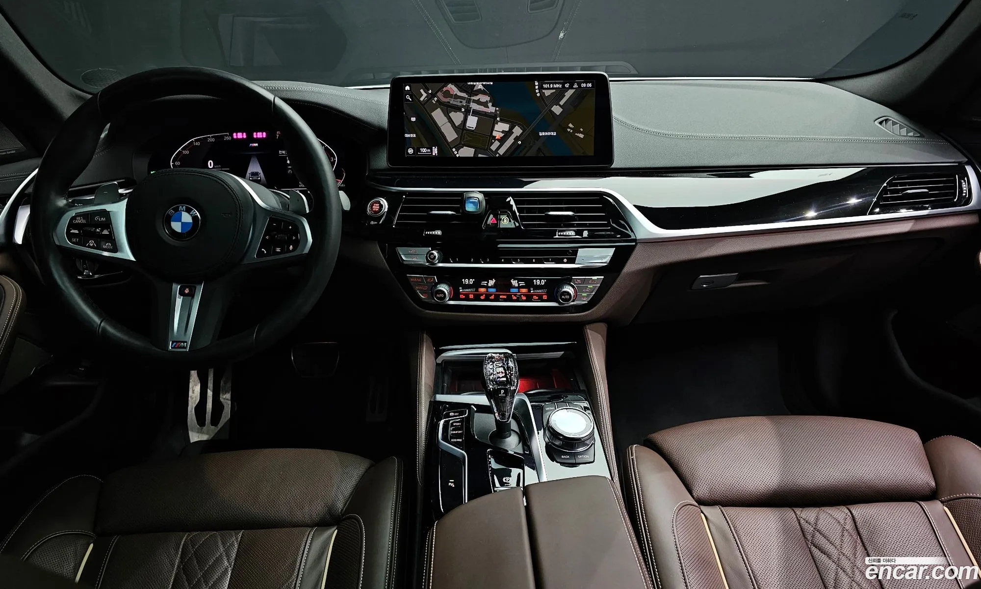BMW 5 Series 2022 — 15