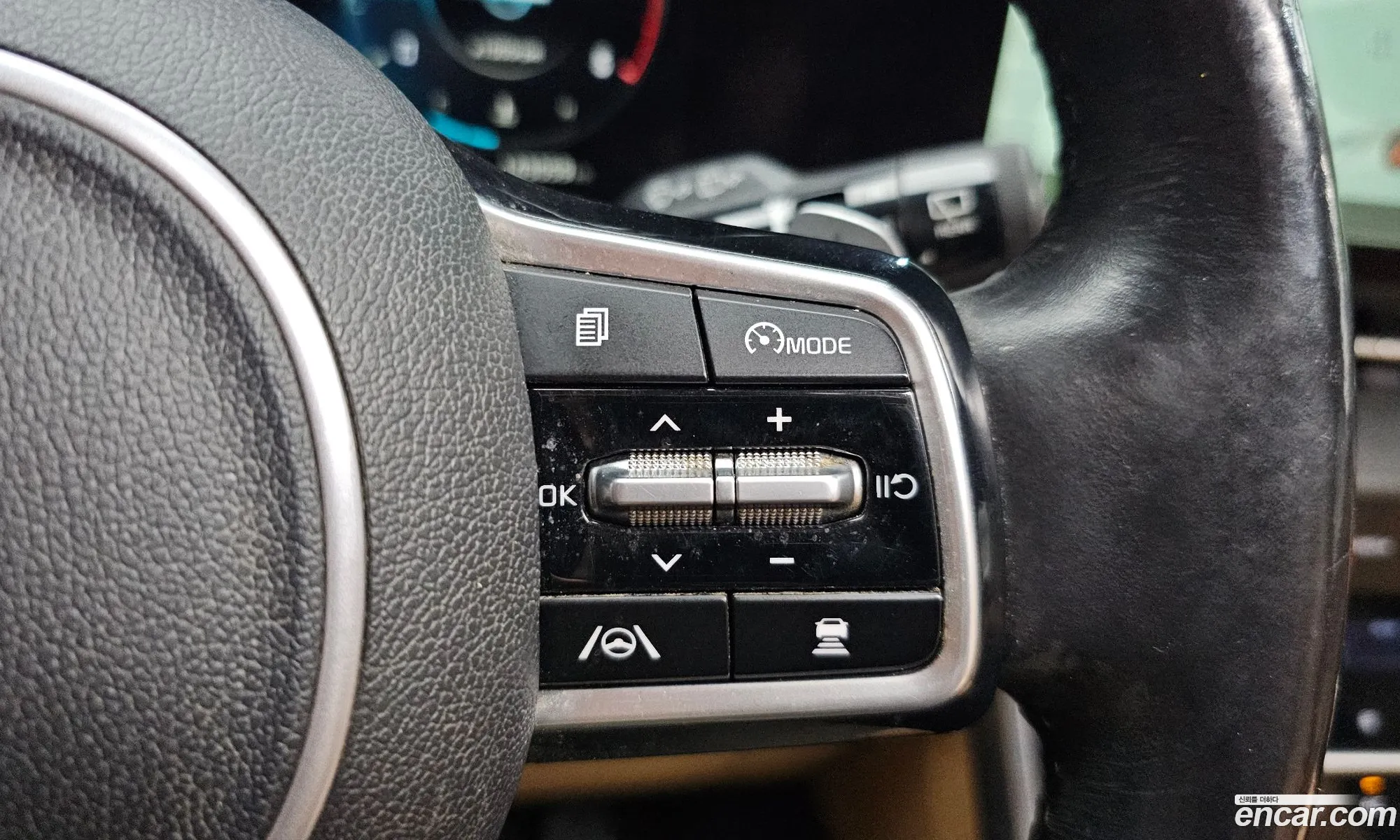 Kia Carnival 2022 — 7