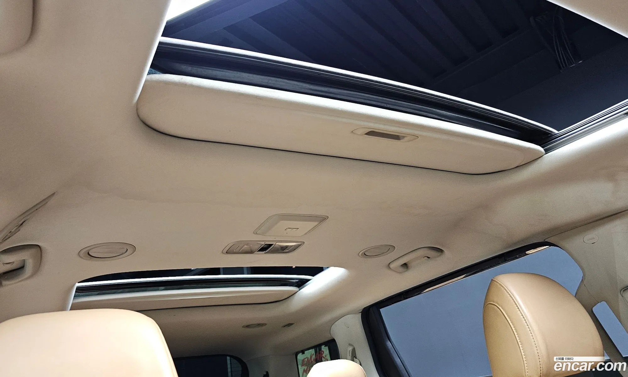 Kia Carnival 2022 — 2