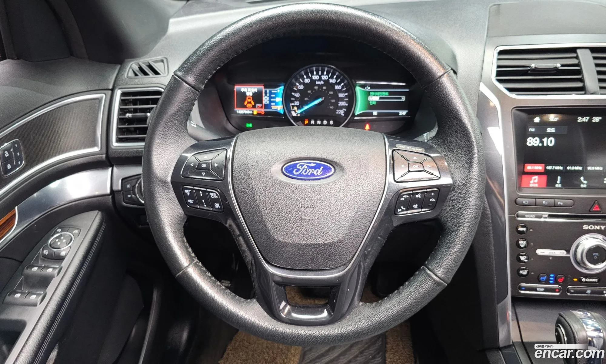 Ford Explorer 2018 — 12