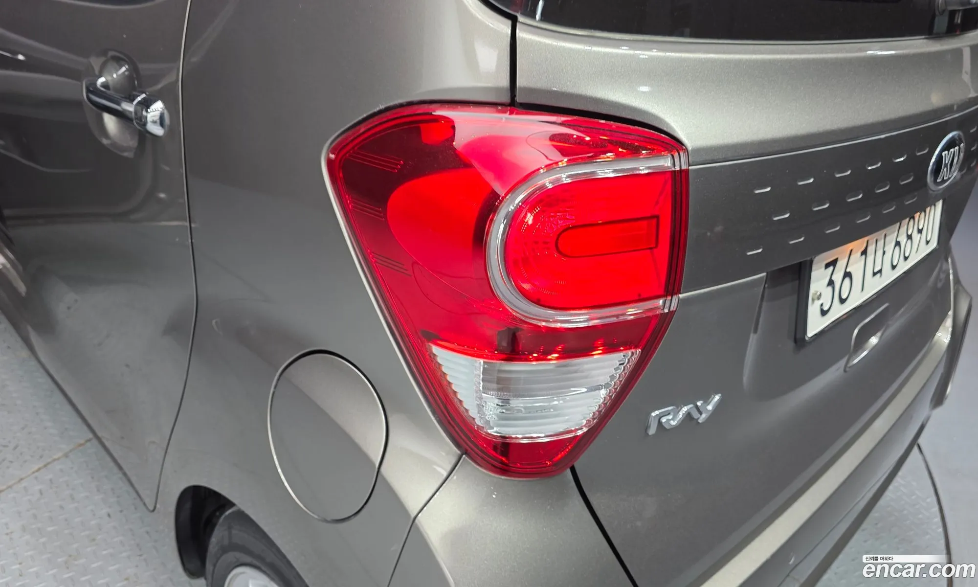 Kia Ray 2021 KNACJ811BMT267842 — 17