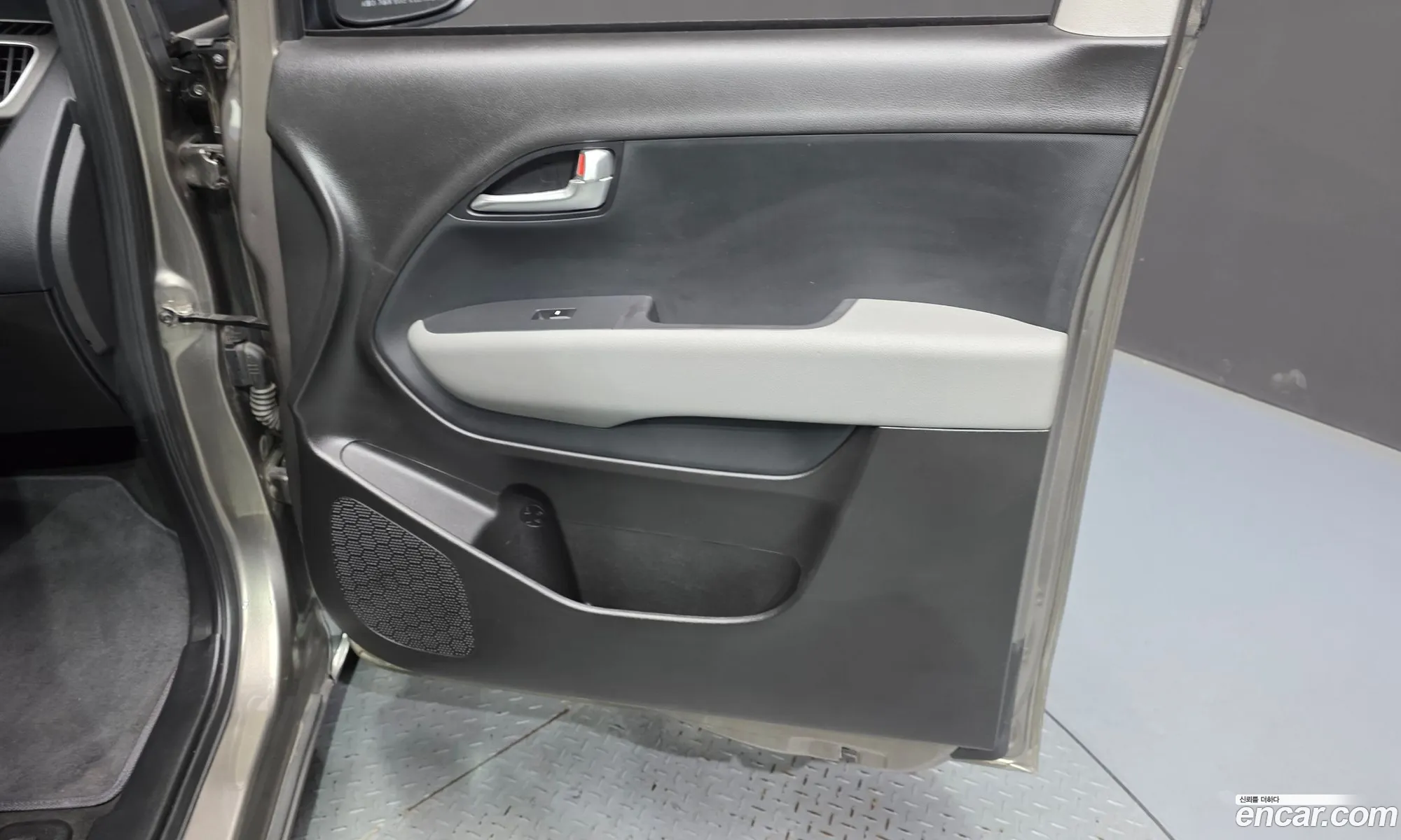 Kia Ray 2021 KNACJ811BMT267842 — 10