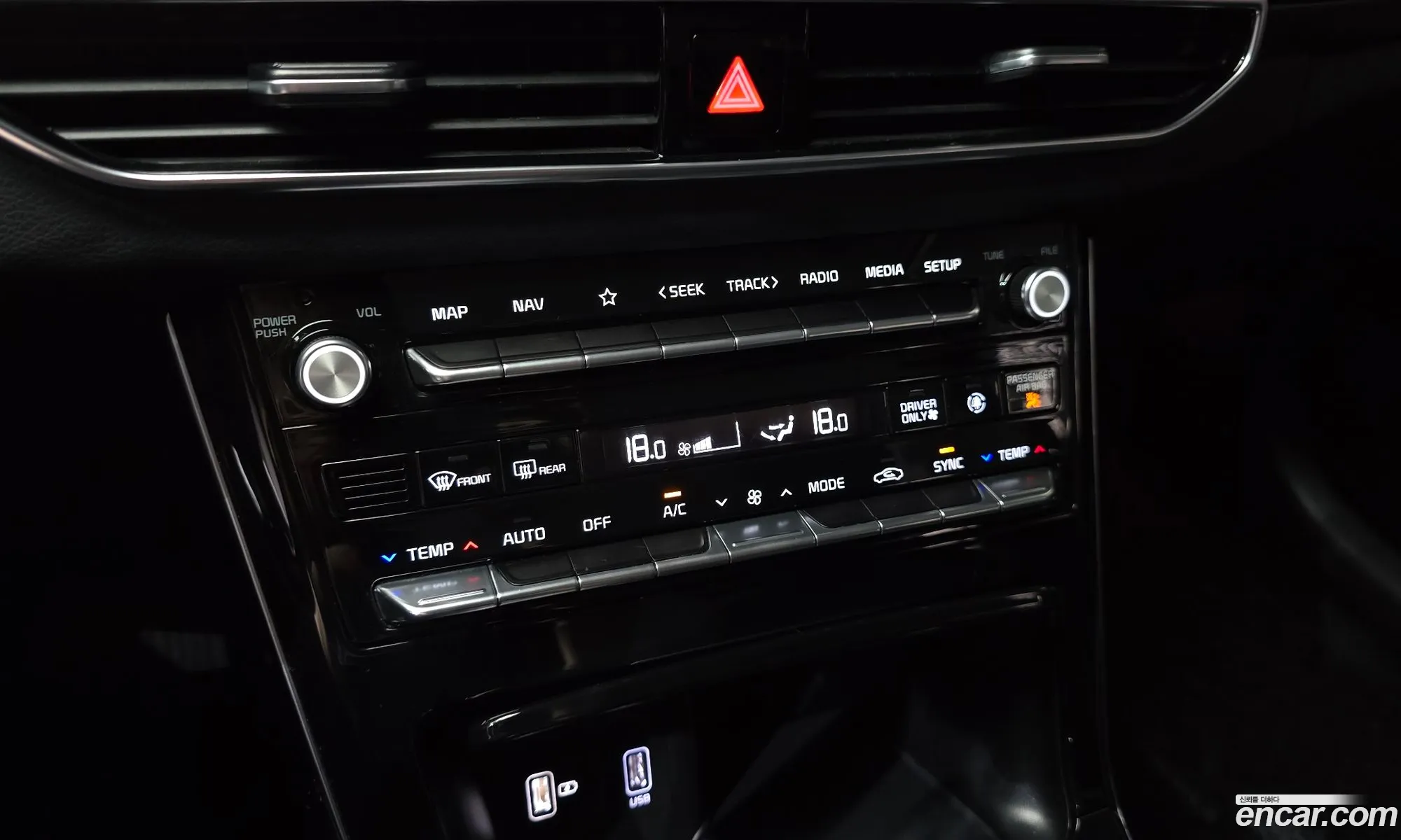 Kia K7 Premier Hybrid 2020 — 27