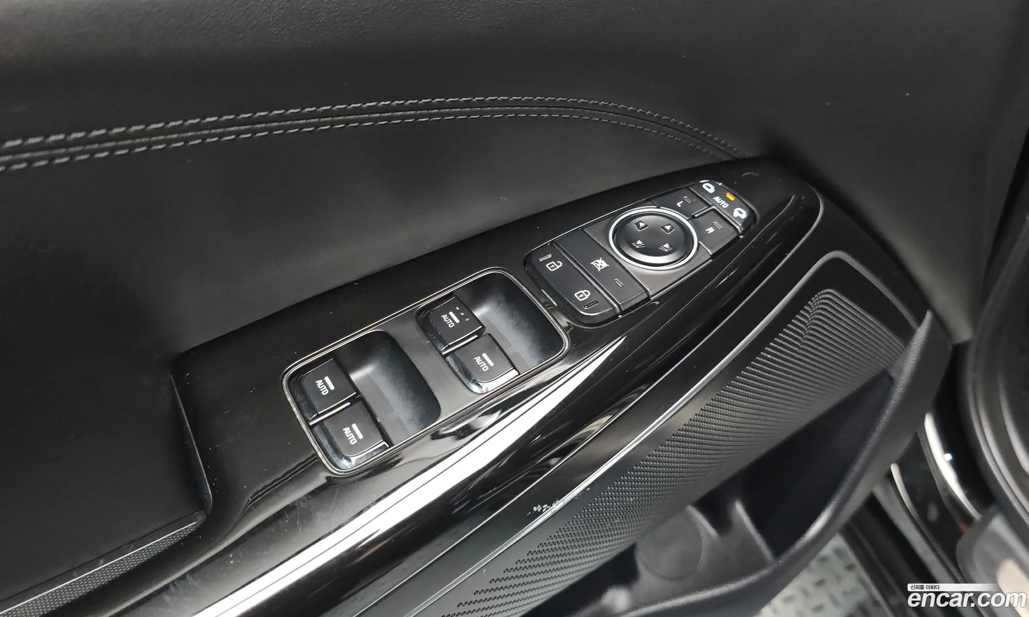 Kia K7 Premier Hybrid 2020 — 4