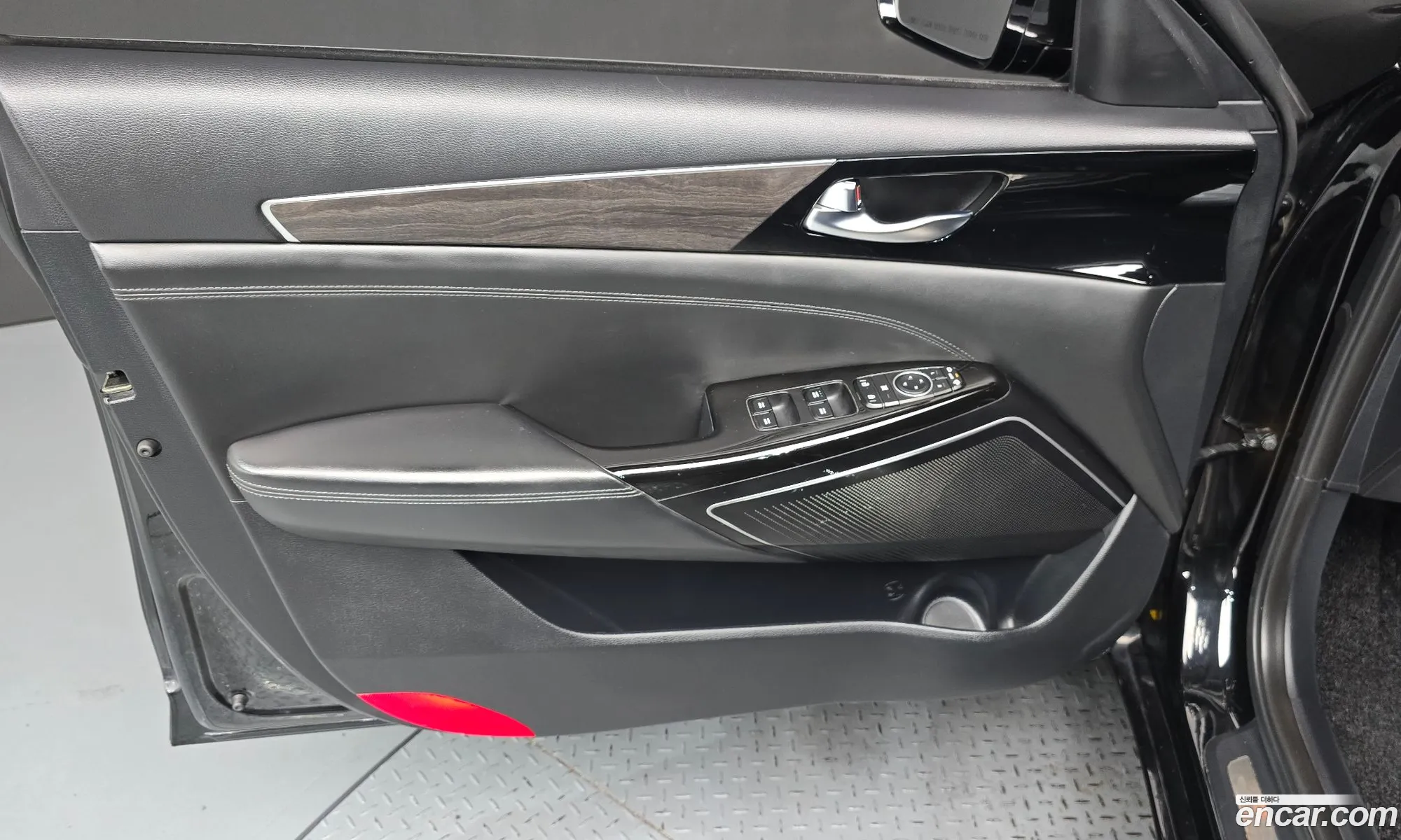 Kia K7 Premier Hybrid 2020 — 22