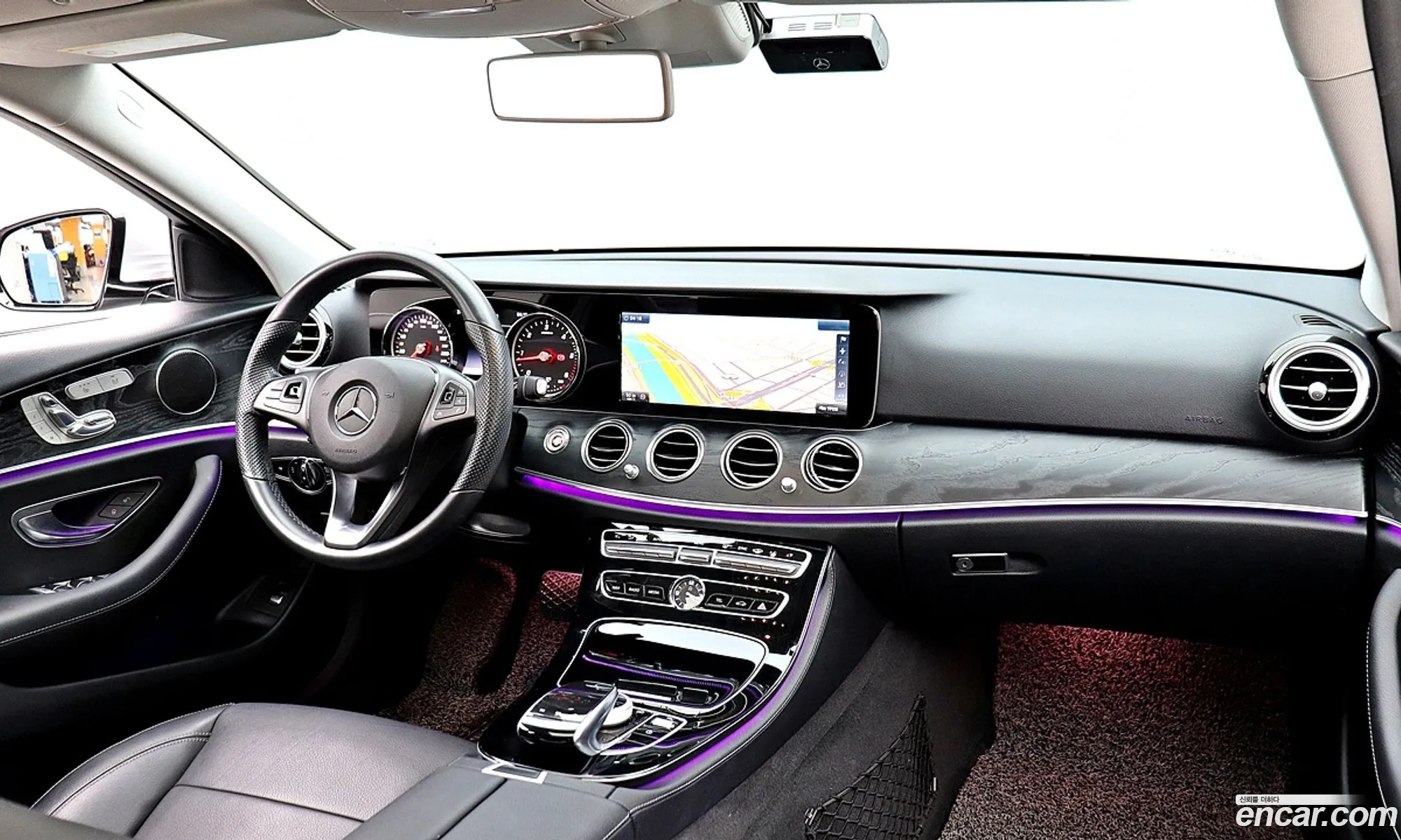 Mercedes-Benz E-Class W213 2017 — 15