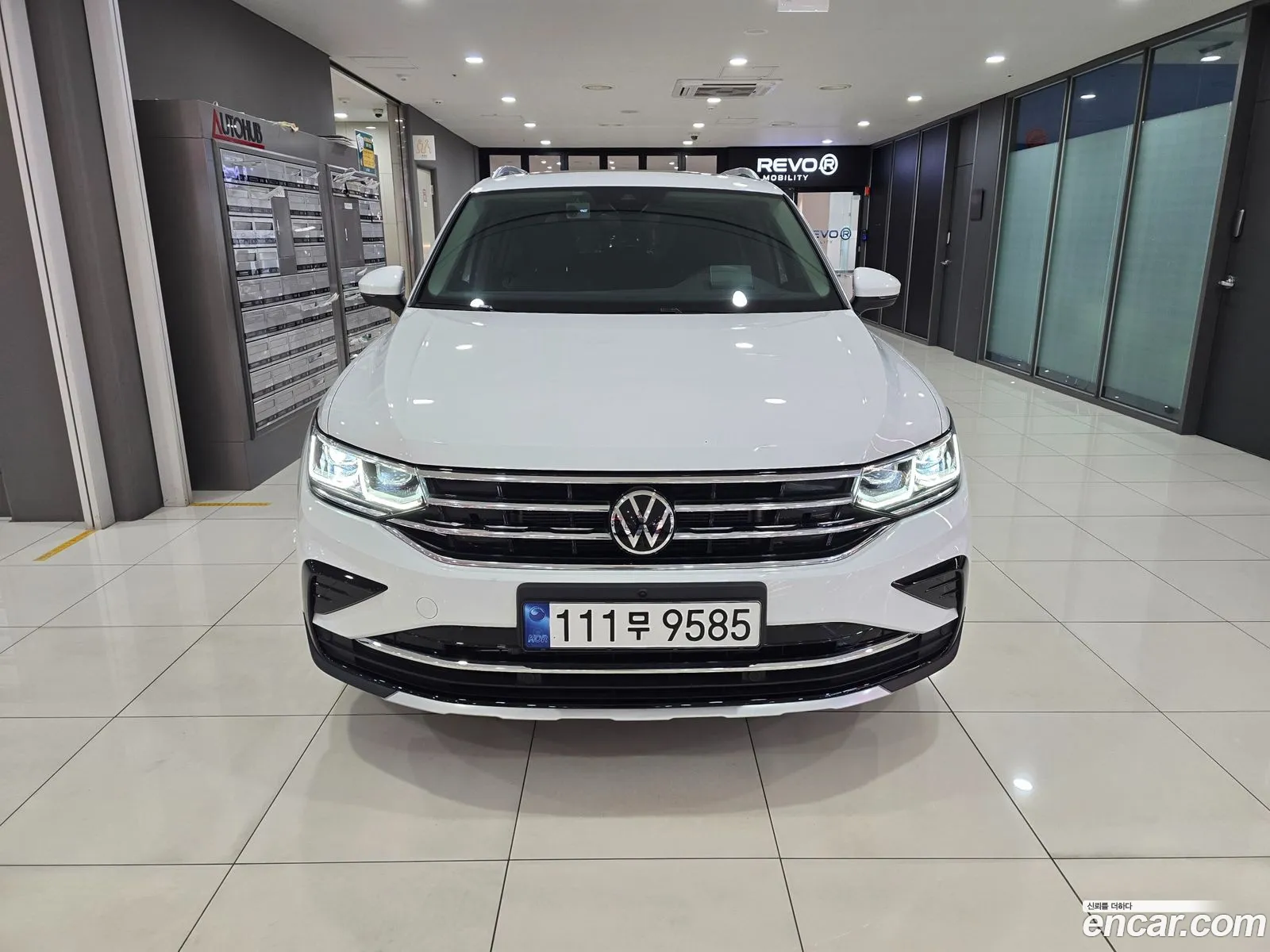 Volkswagen Tiguan 2022 — 14
