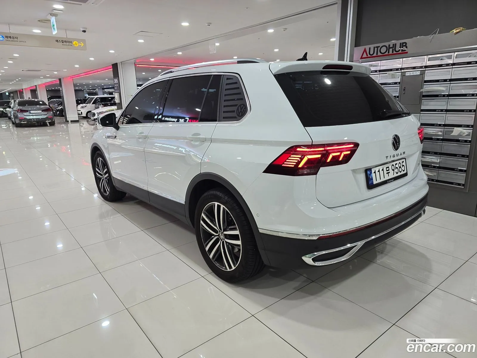 Volkswagen Tiguan 2022 — 12