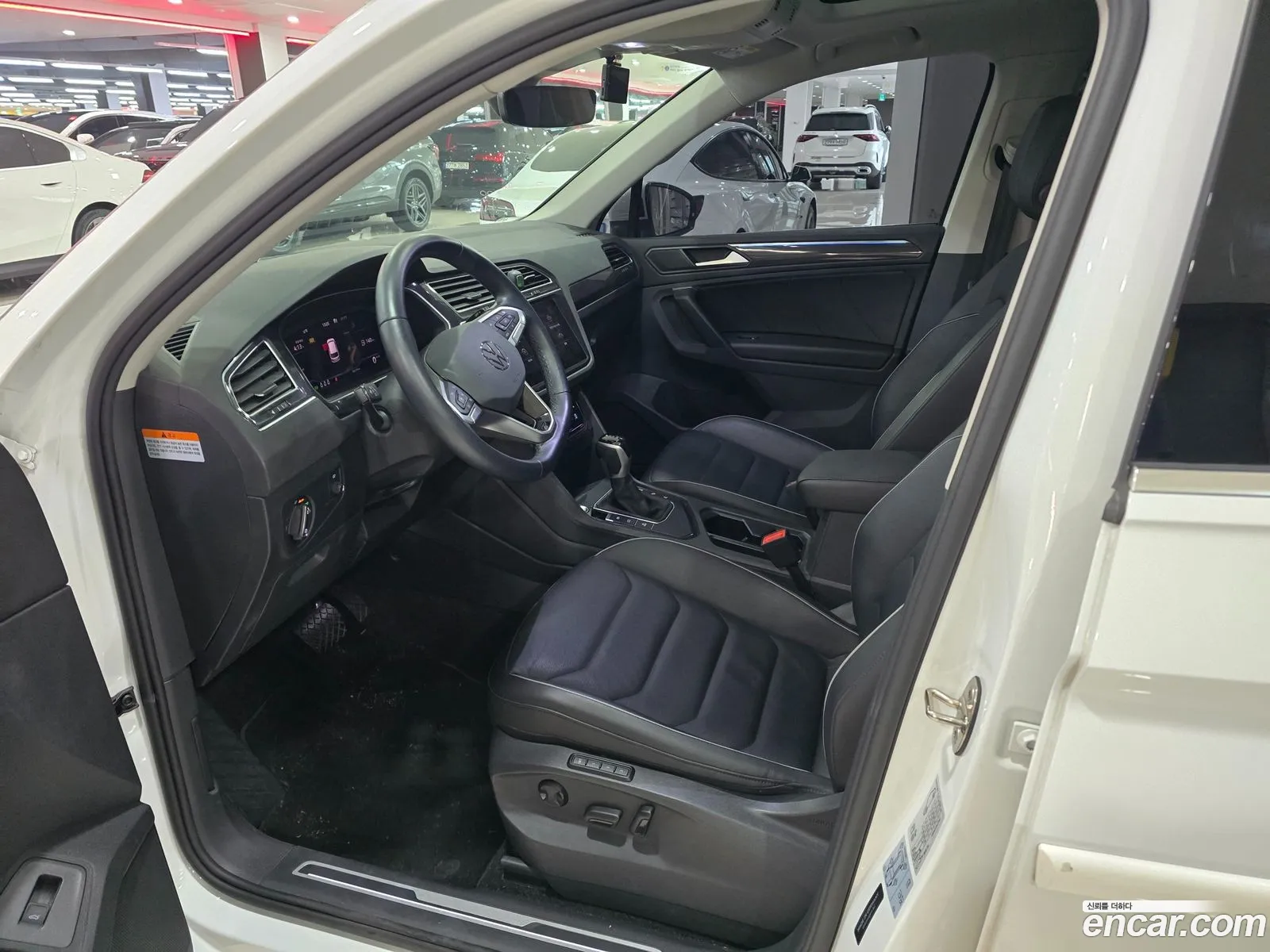 Volkswagen Tiguan 2022 — 4