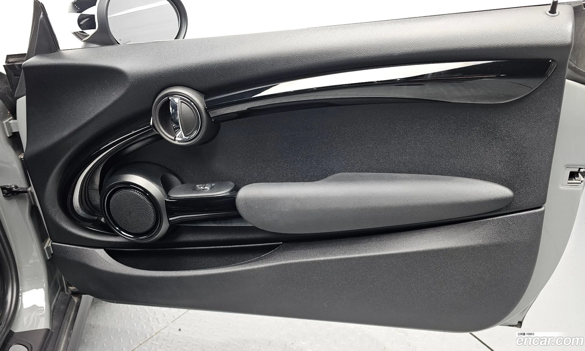 Mini Cooper 2021 — 30