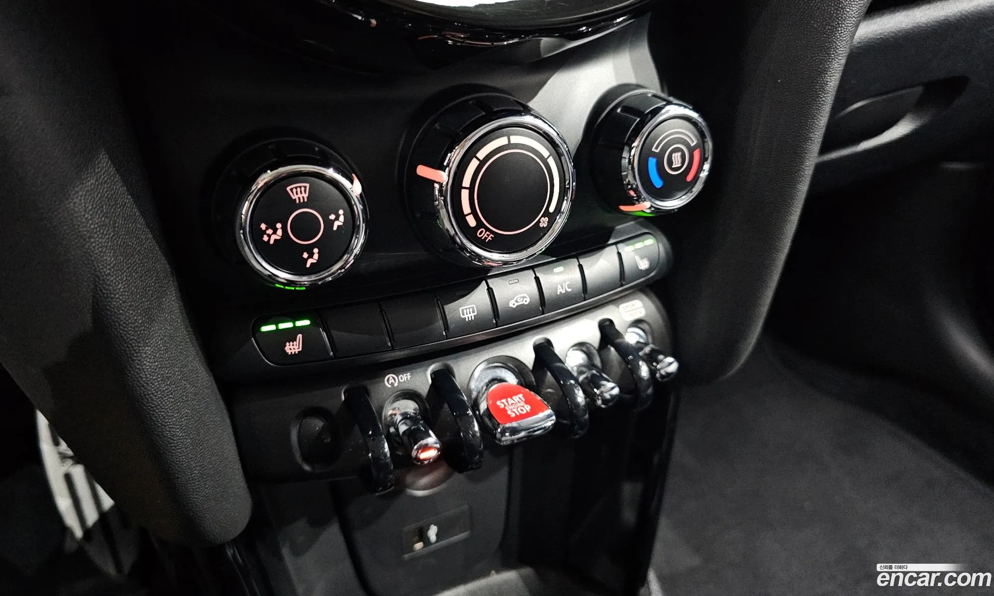 Mini Cooper 2021 — 29