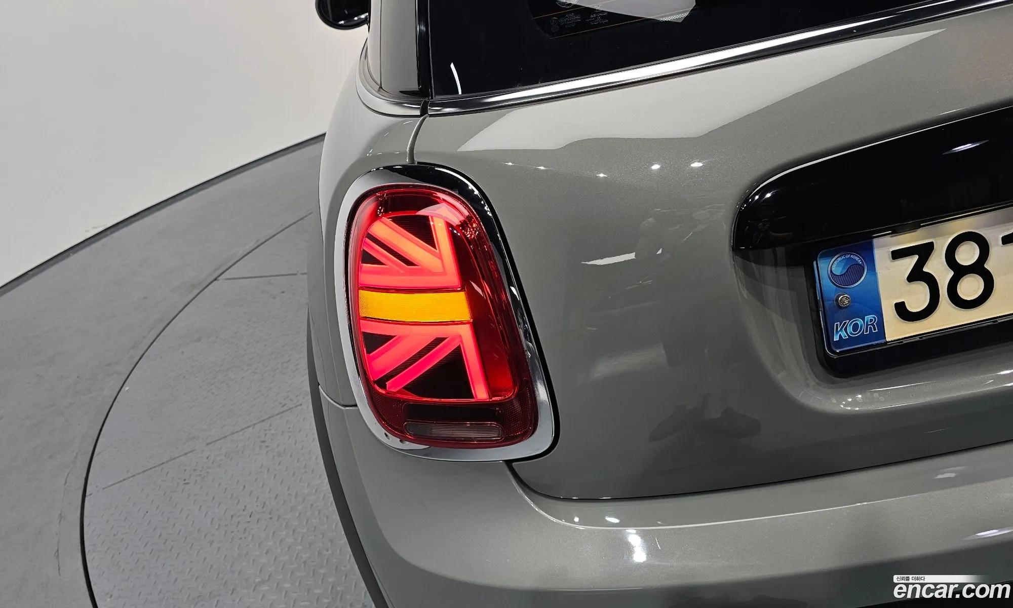 Mini Cooper 2021 — 14