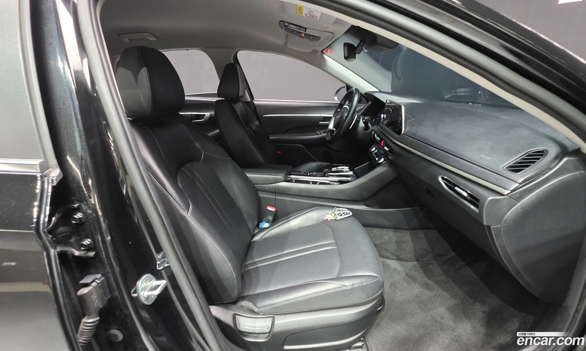 Hyundai Sonata 2021 KMHL141EBMA151415 — 29