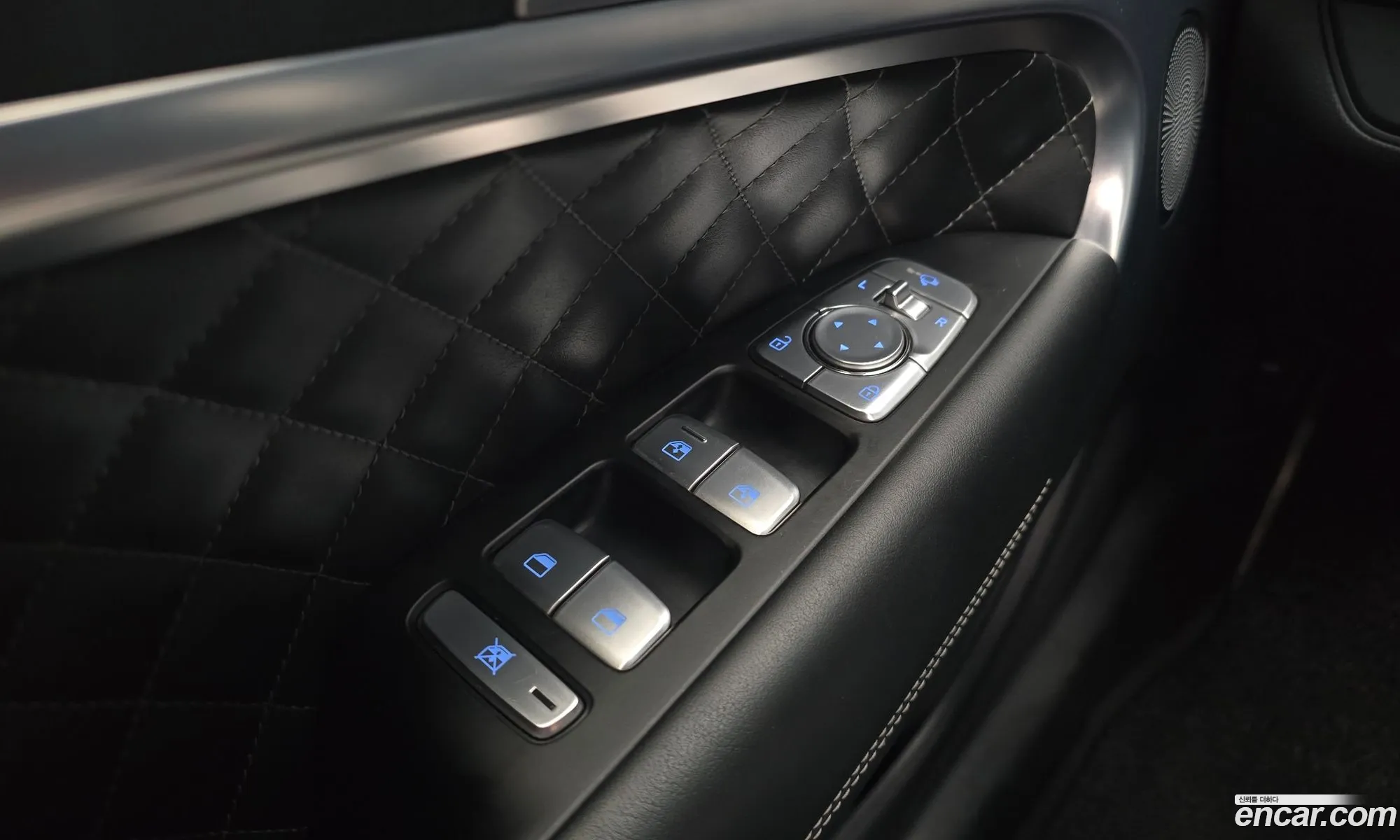 Genesis G70 2018 — 22