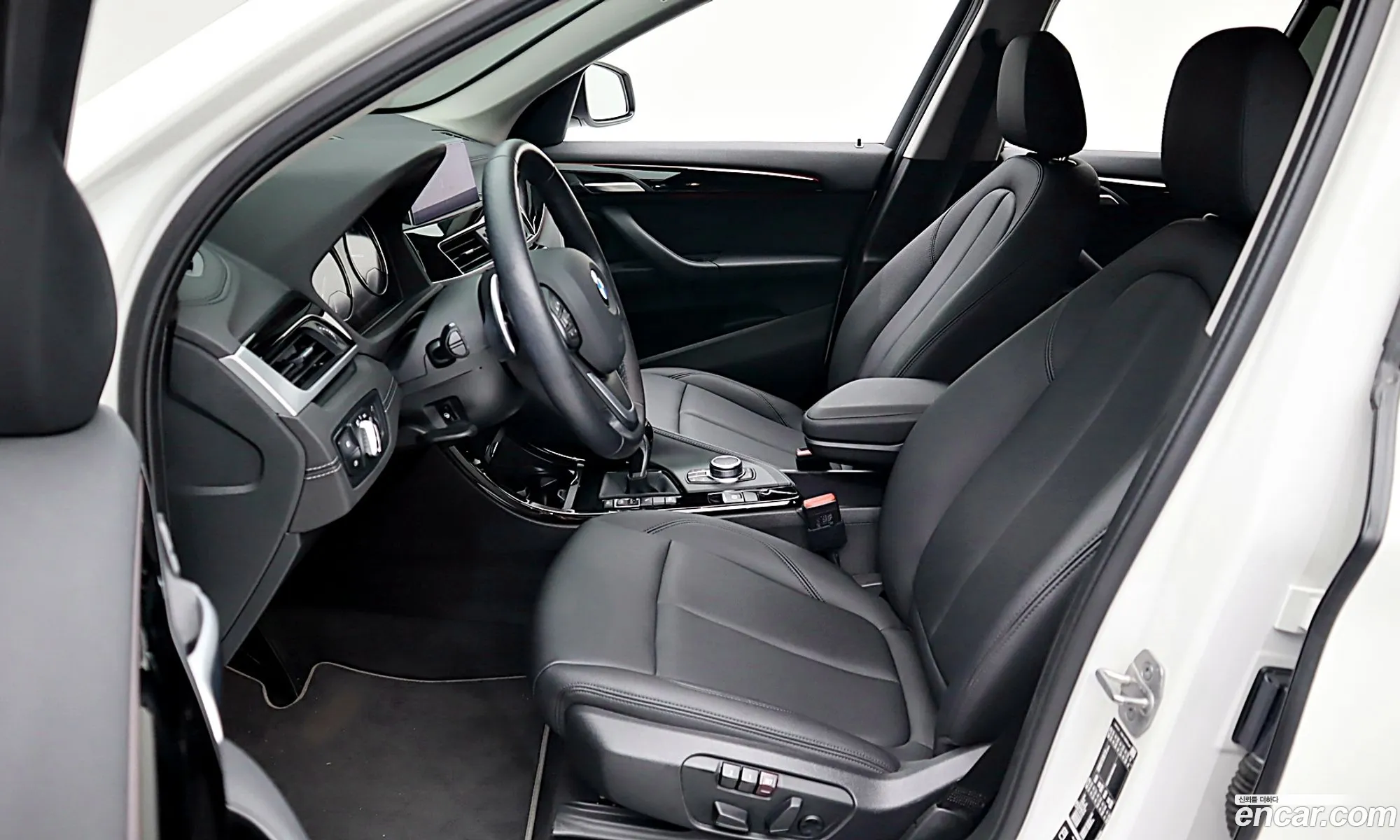 BMW X1 2022 — 2