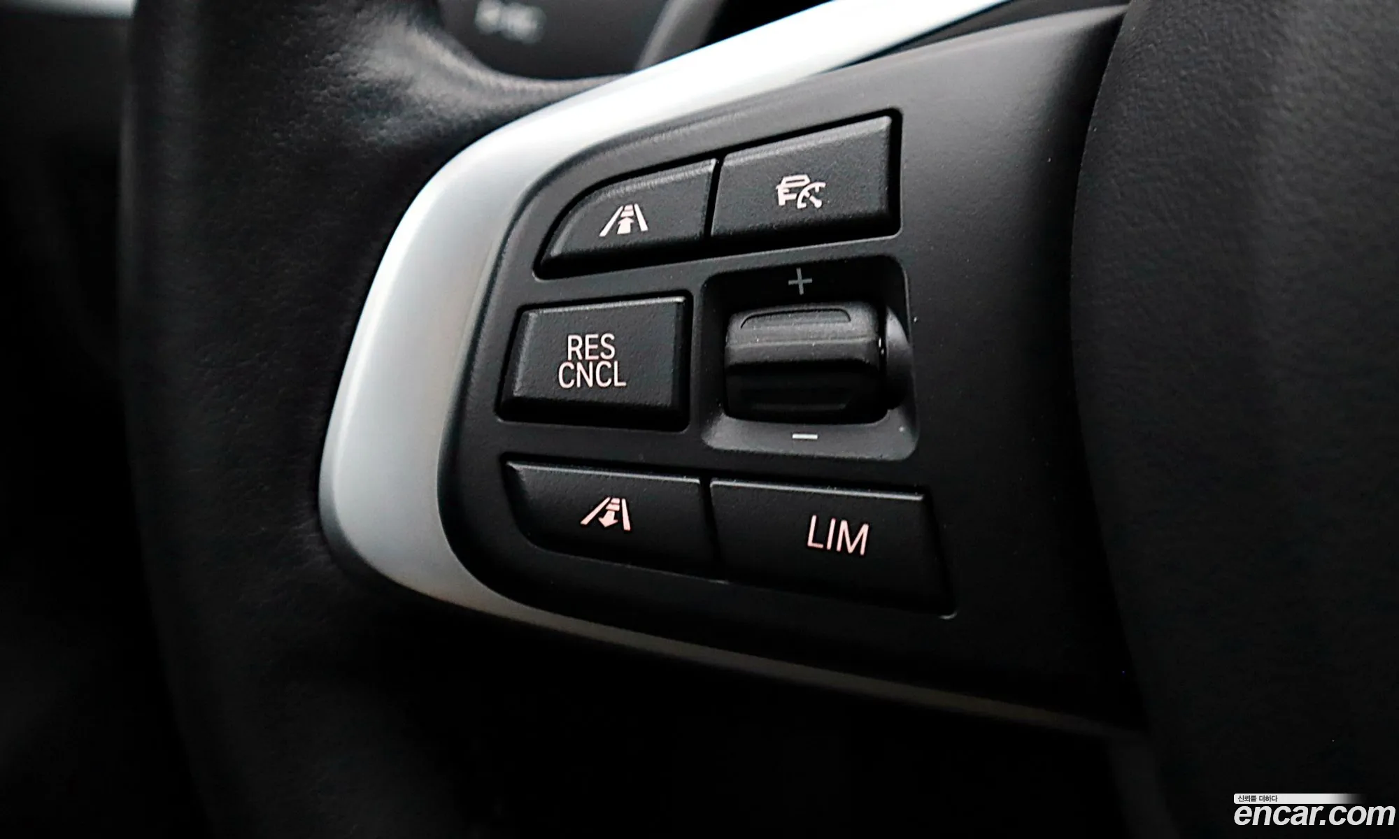 BMW X1 2022 — 12