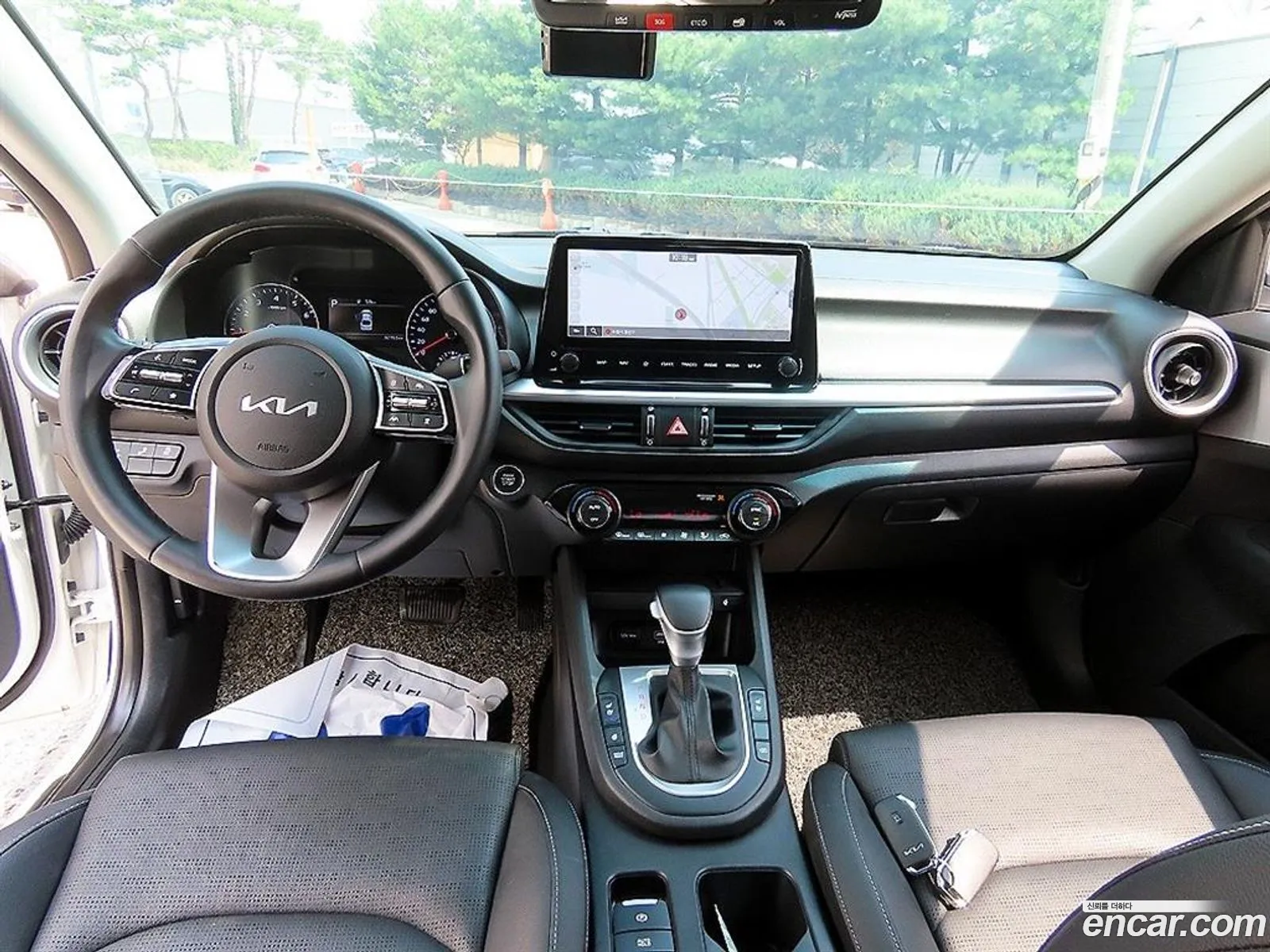 Kia K3 2022 — 13
