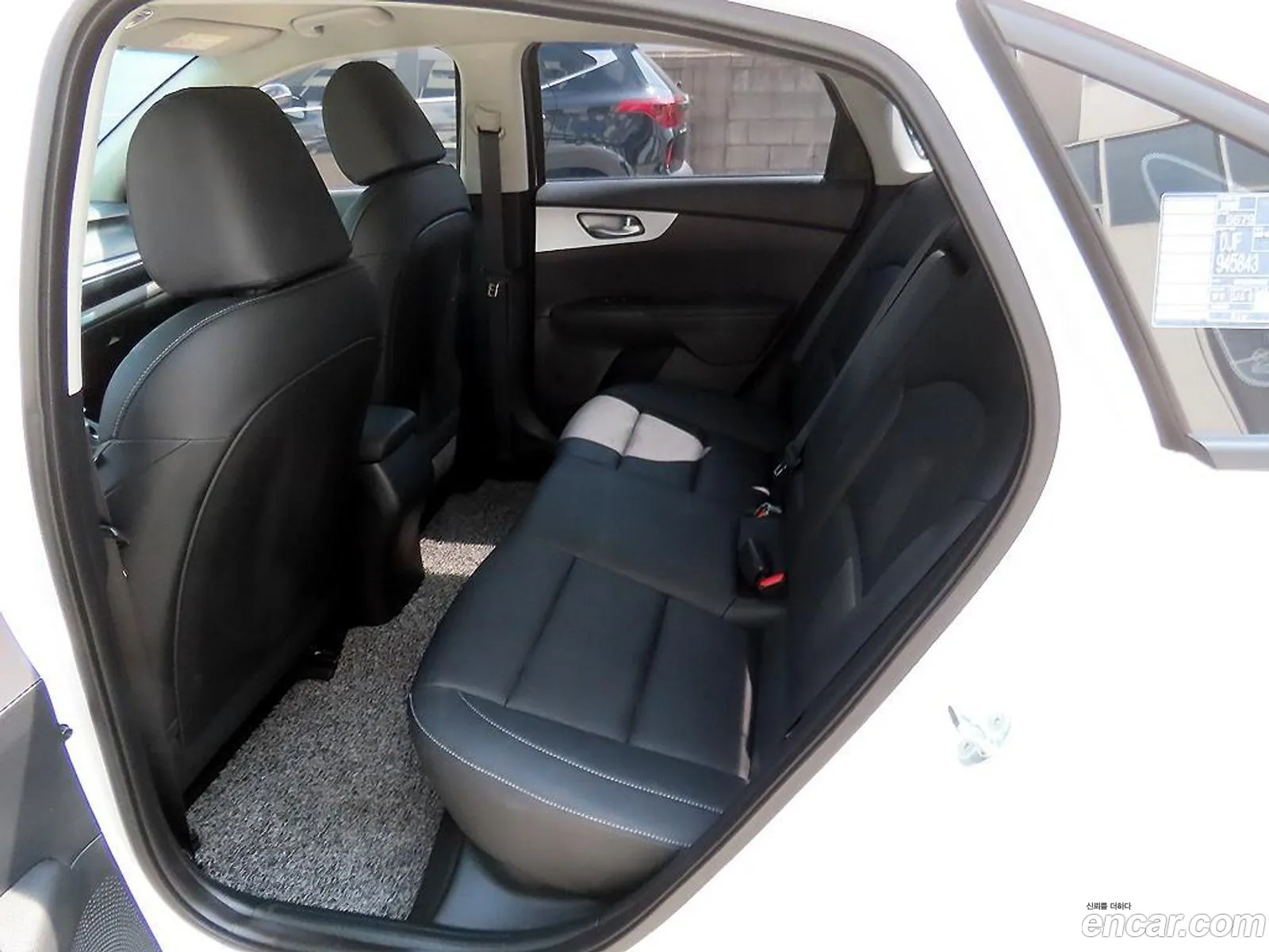 Kia K3 2022 — 11