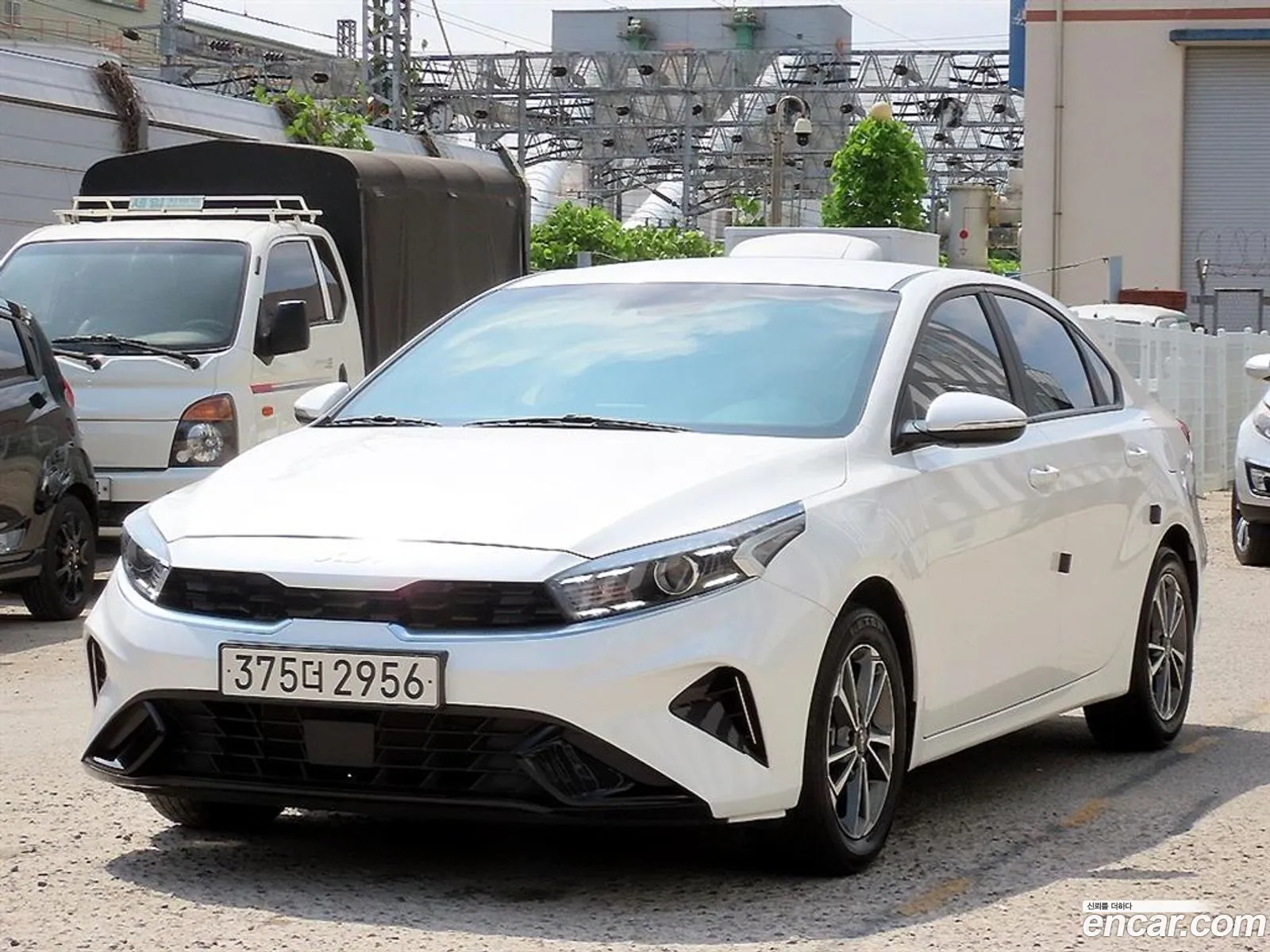 Kia K3 2022 — 10