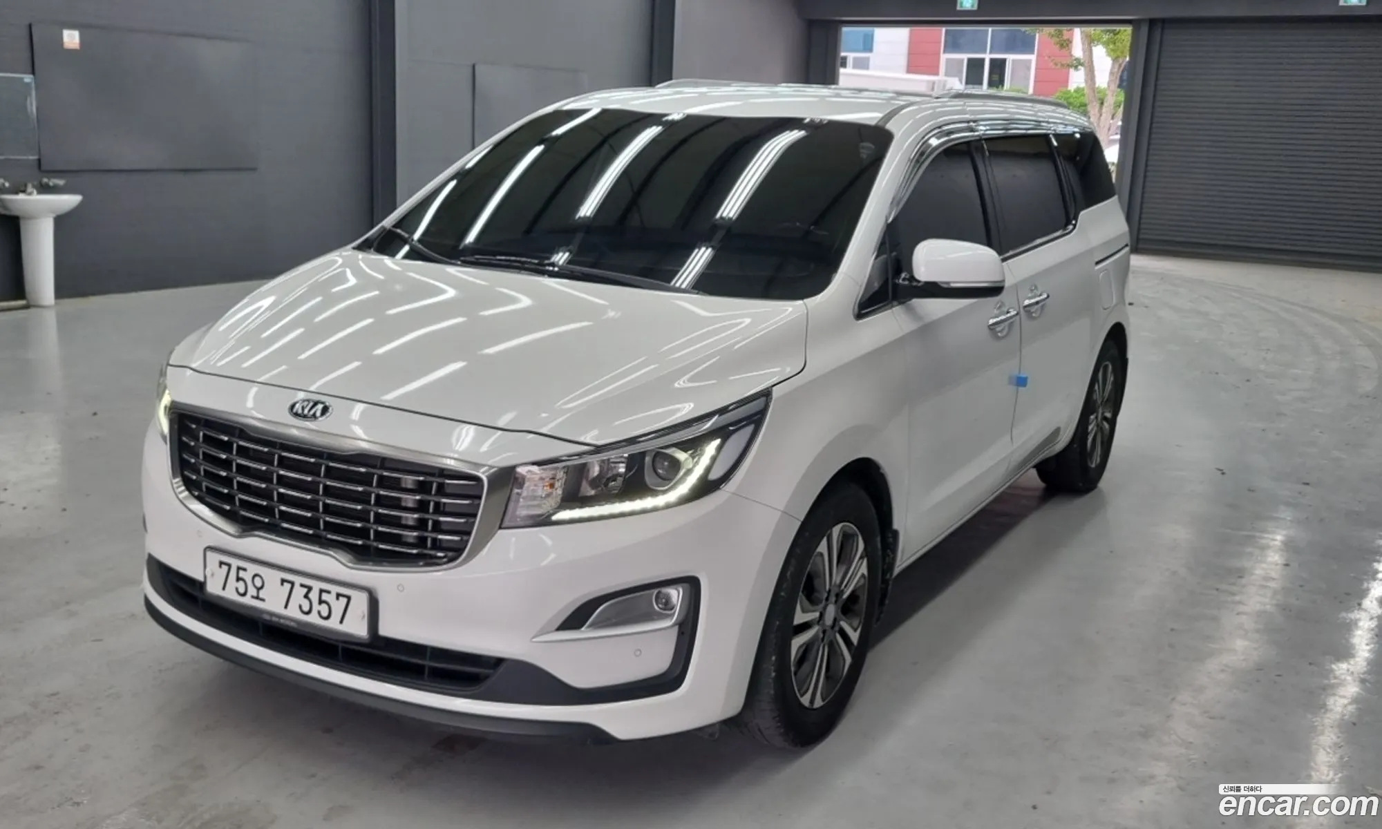 Kia Carnival 2018 — 8