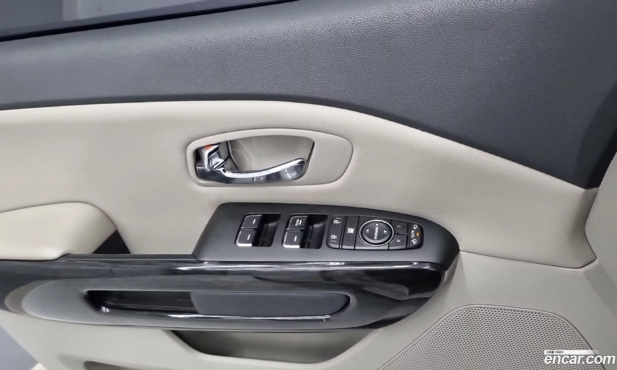 Kia Carnival 2018 — 18