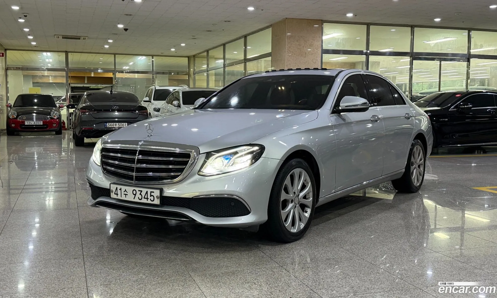 Mercedes-Benz E-Class W213 2017 — 17