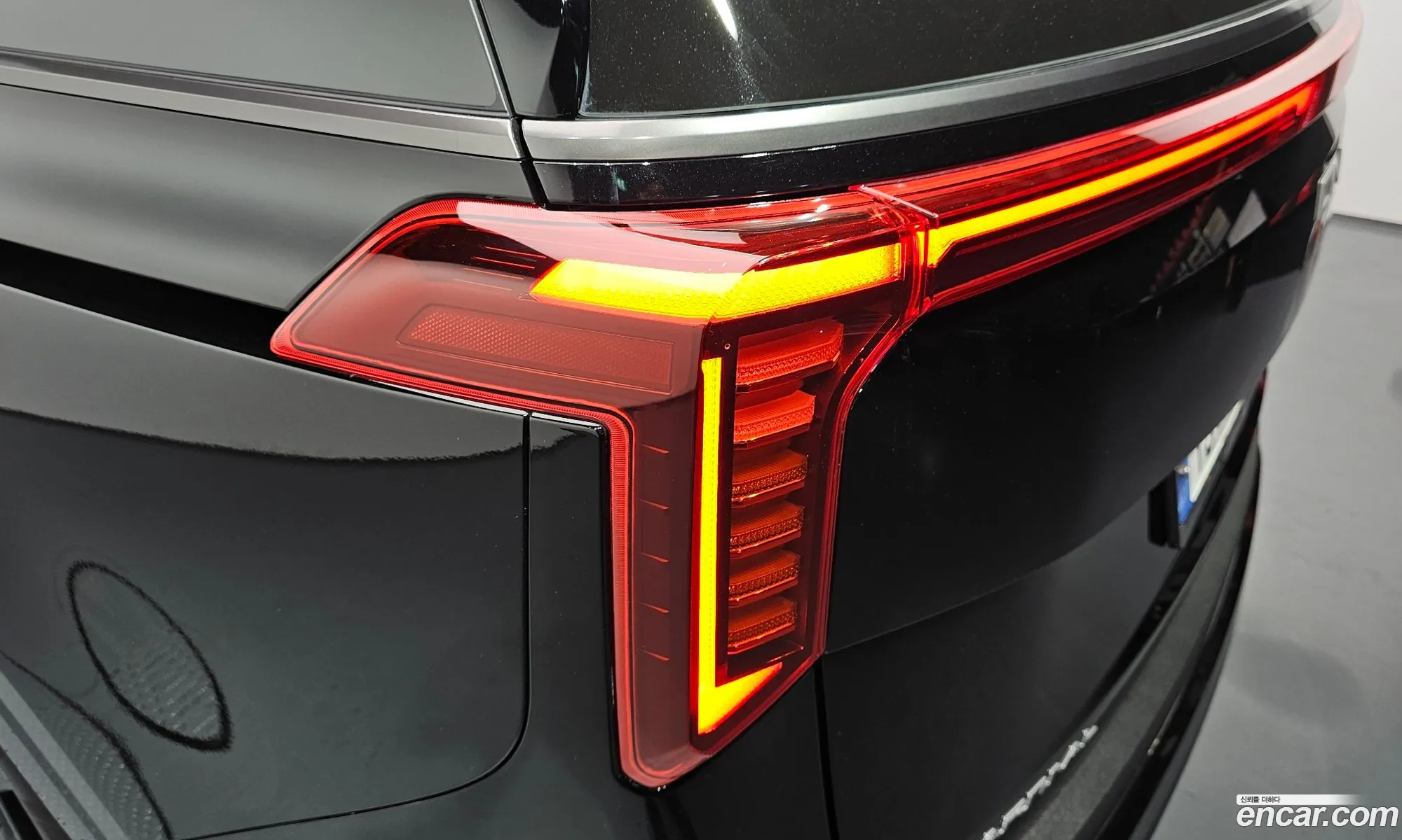 Kia Carnival 2024 — 18