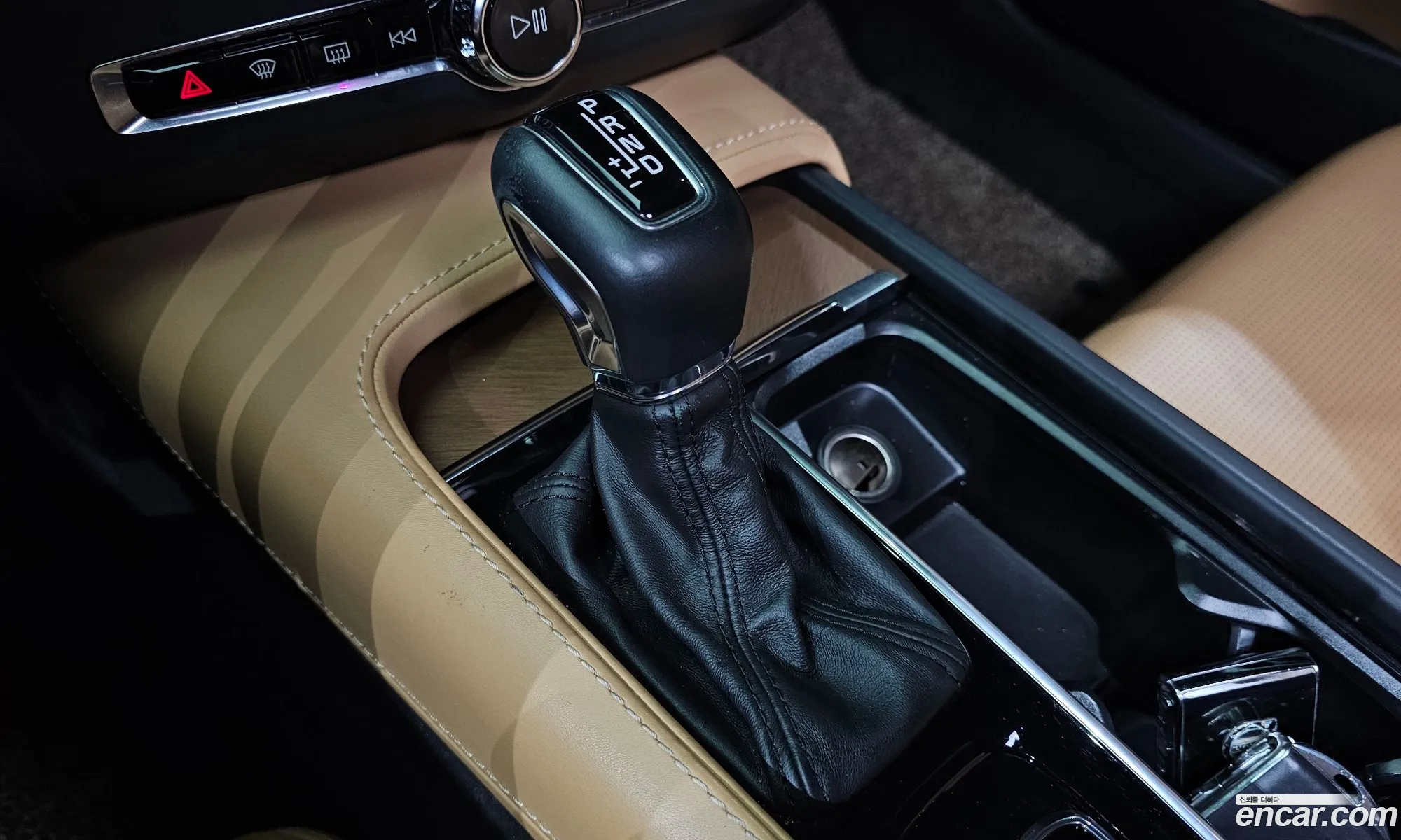 Volvo S90 2019 — 20
