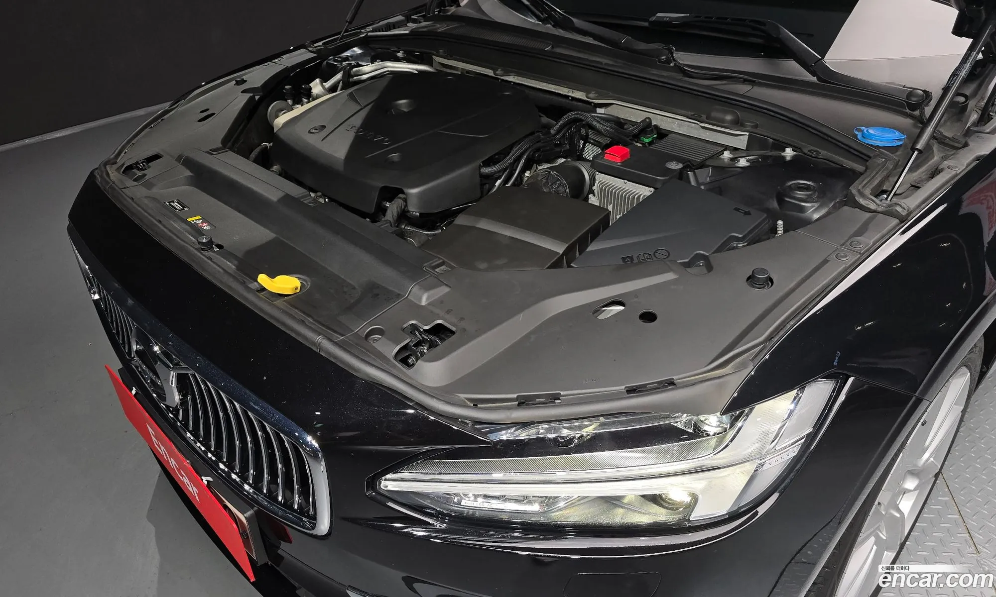 Volvo S90 2019 — 37