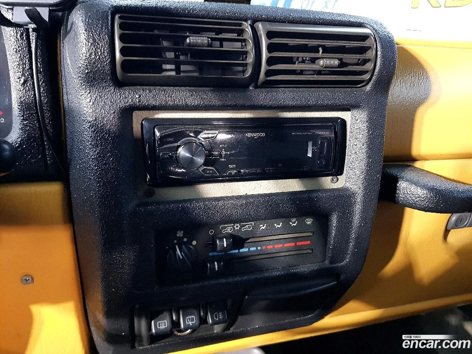 Jeep Wrangler 1997 — 14