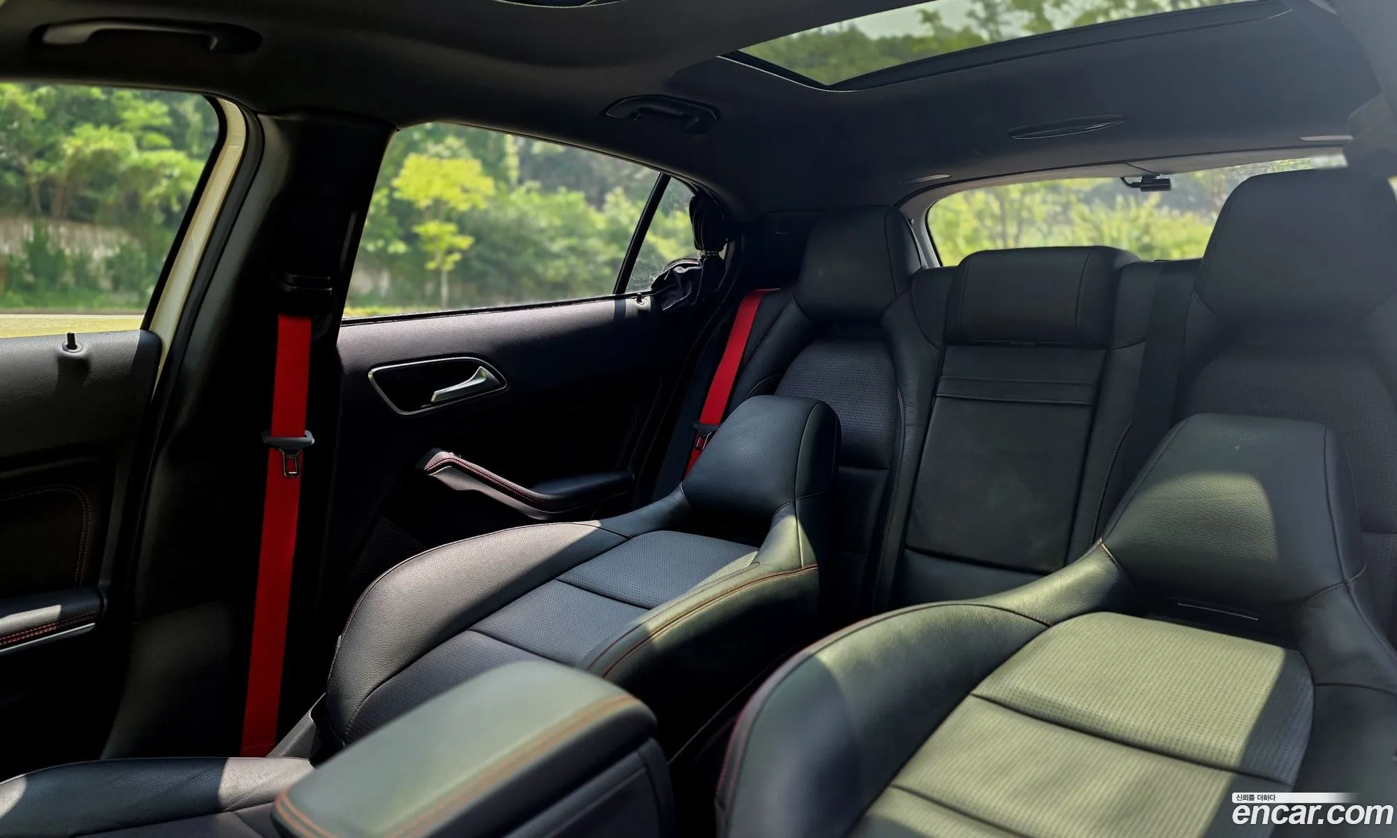 Mercedes-Benz GLA-Class X156 2016 — 13