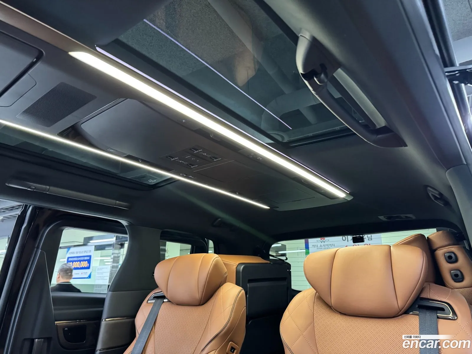 Toyota Alphard 2024 — 8