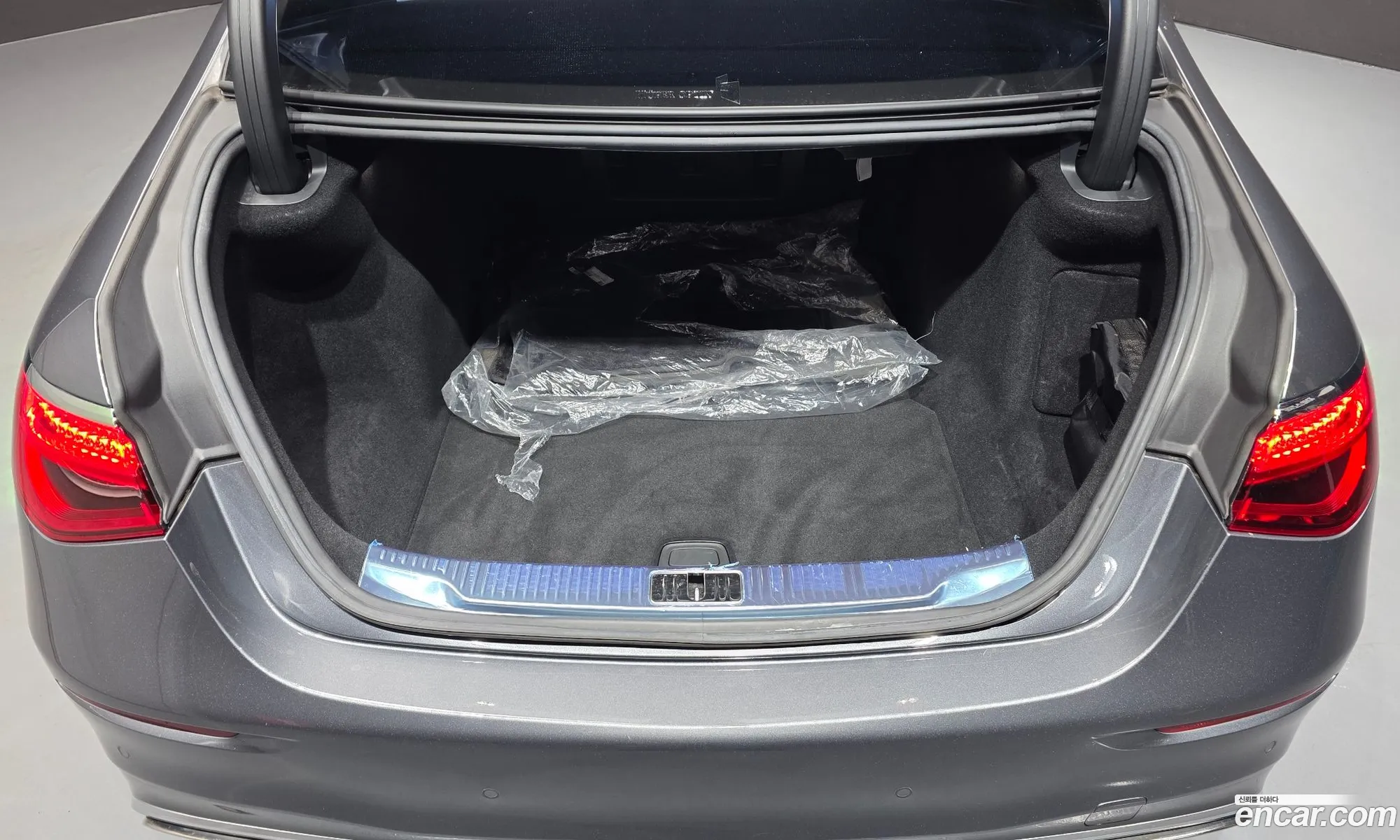 Mercedes-Benz S-Class W223 2023 — 30