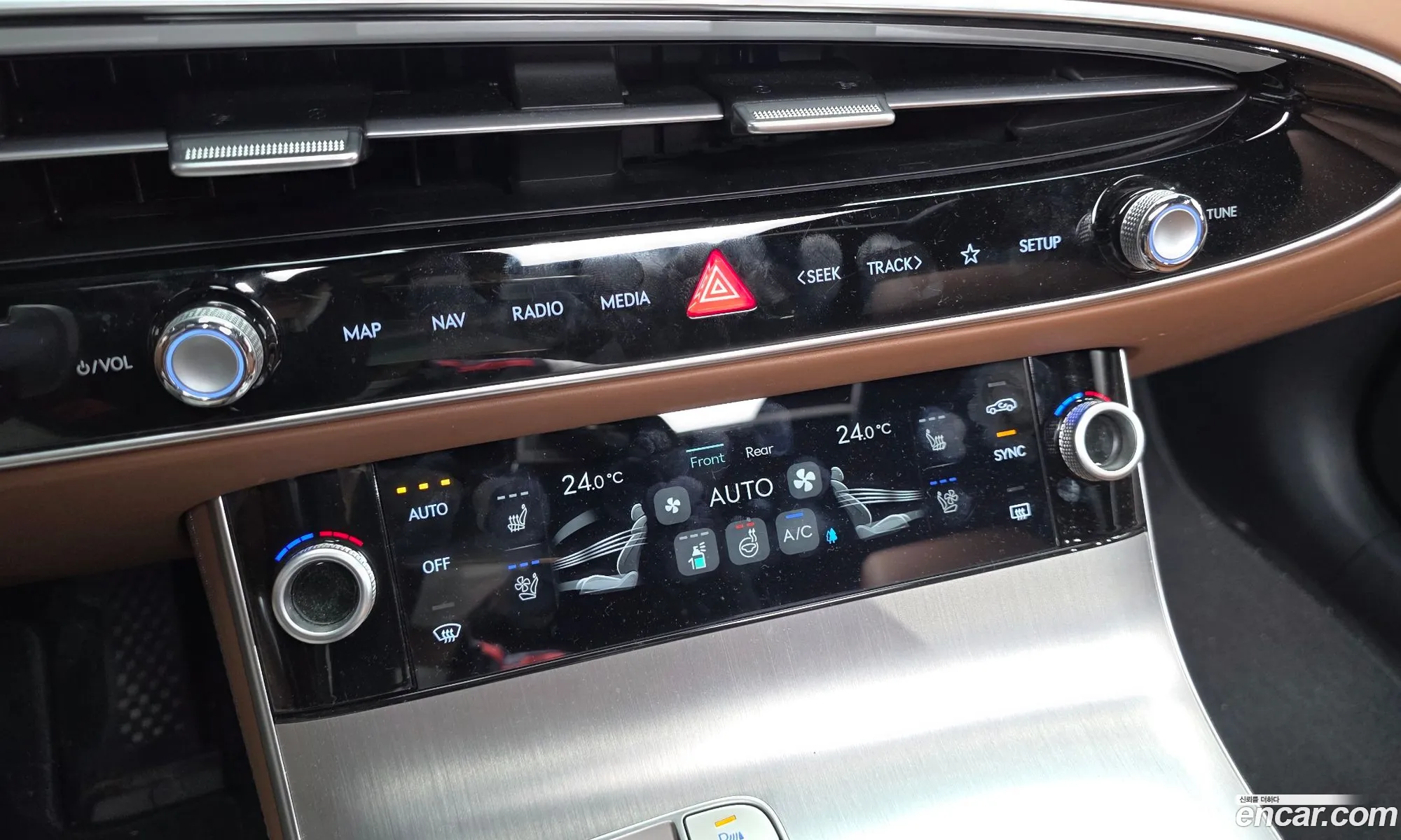 Genesis GV70 2024 — 23