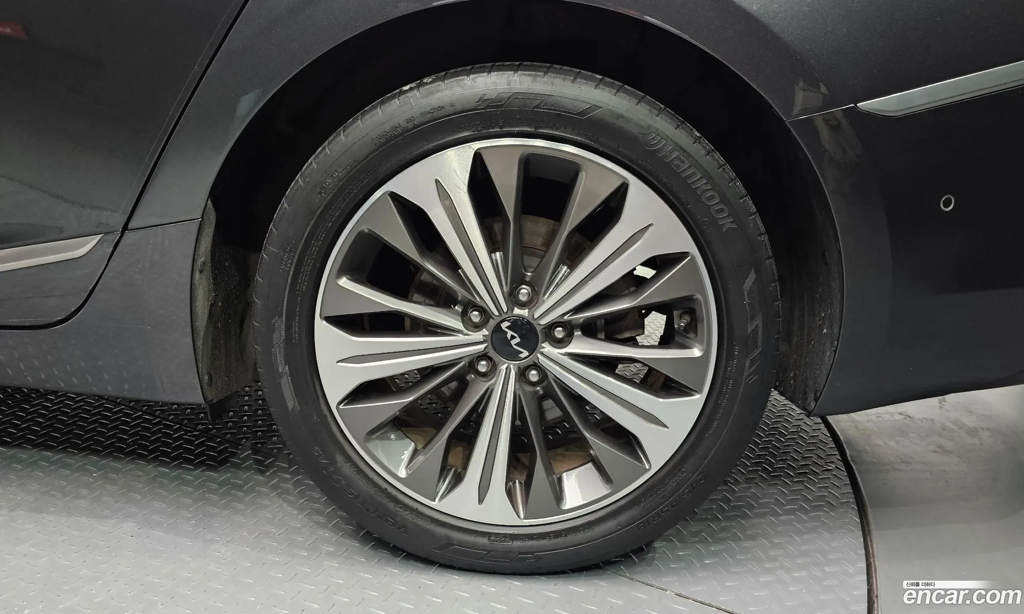 Kia K8 Hybrid
